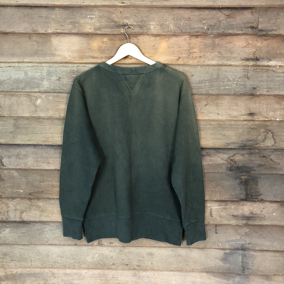 Champion × Vintage Champion Sportwear vintage faded Green Sweashirt #075B Size US L / EU 52-54 / 3 - 10 Thumbnail