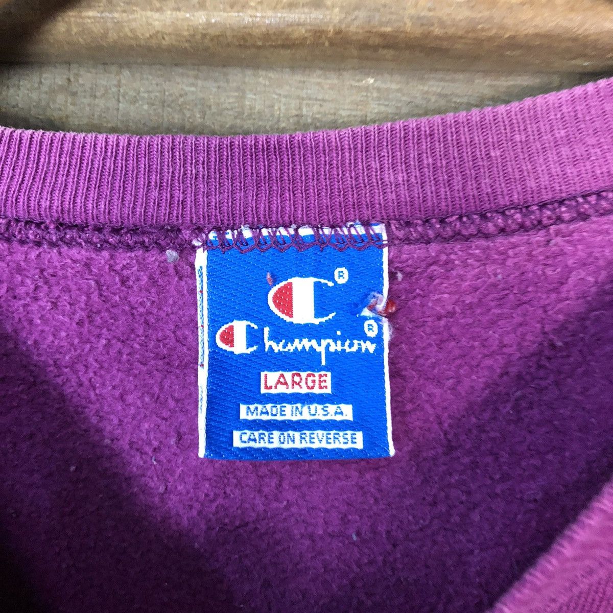 Champion Champion vintage faded Purple Sweathshirt #062B Size US L / EU 52-54 / 3 - 9 Thumbnail