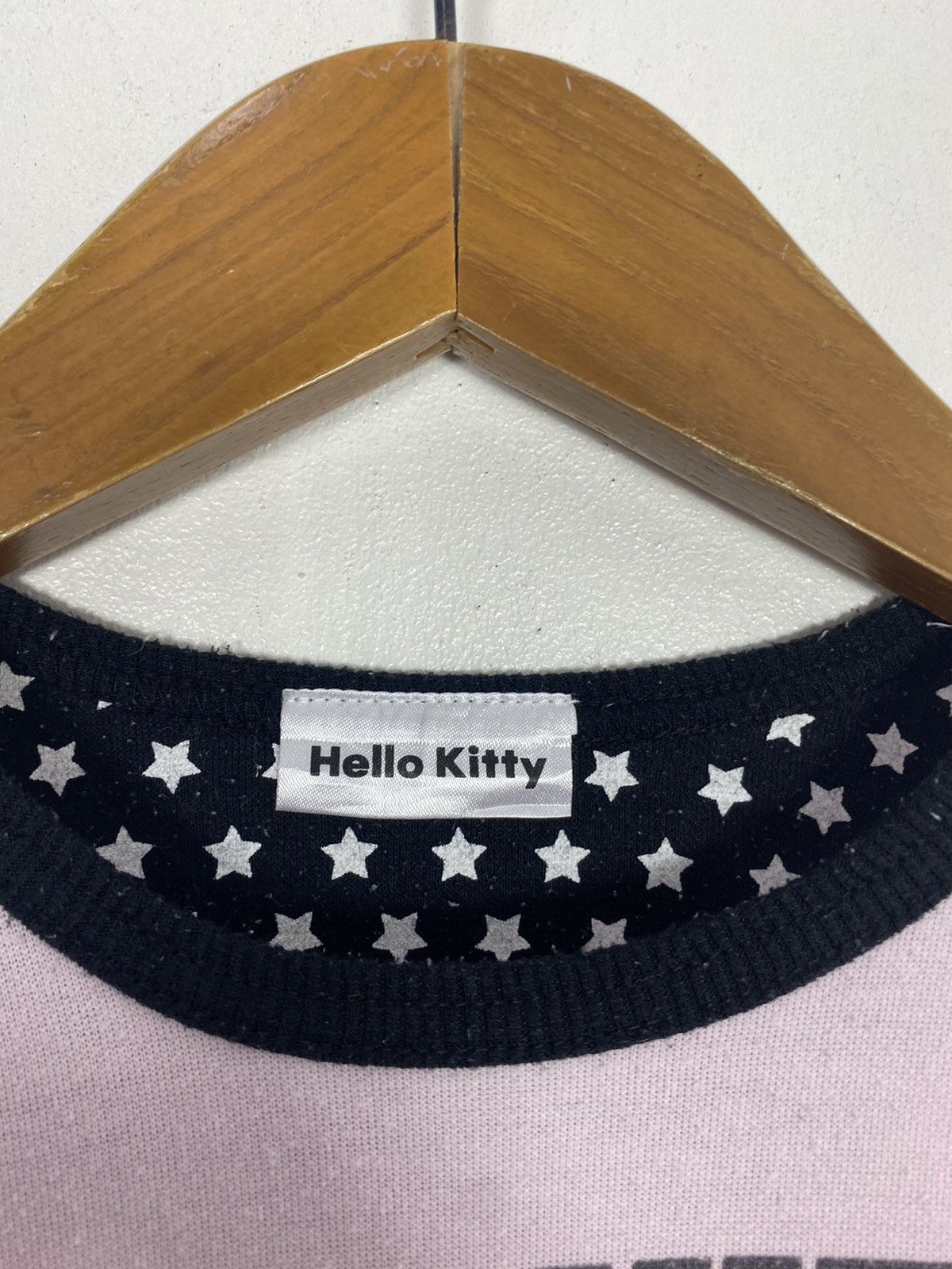 Japanese Brand Rare‼️ Hello Kitty Night Wear Big Logo Size S / US 4 / IT 40 - 3 Thumbnail