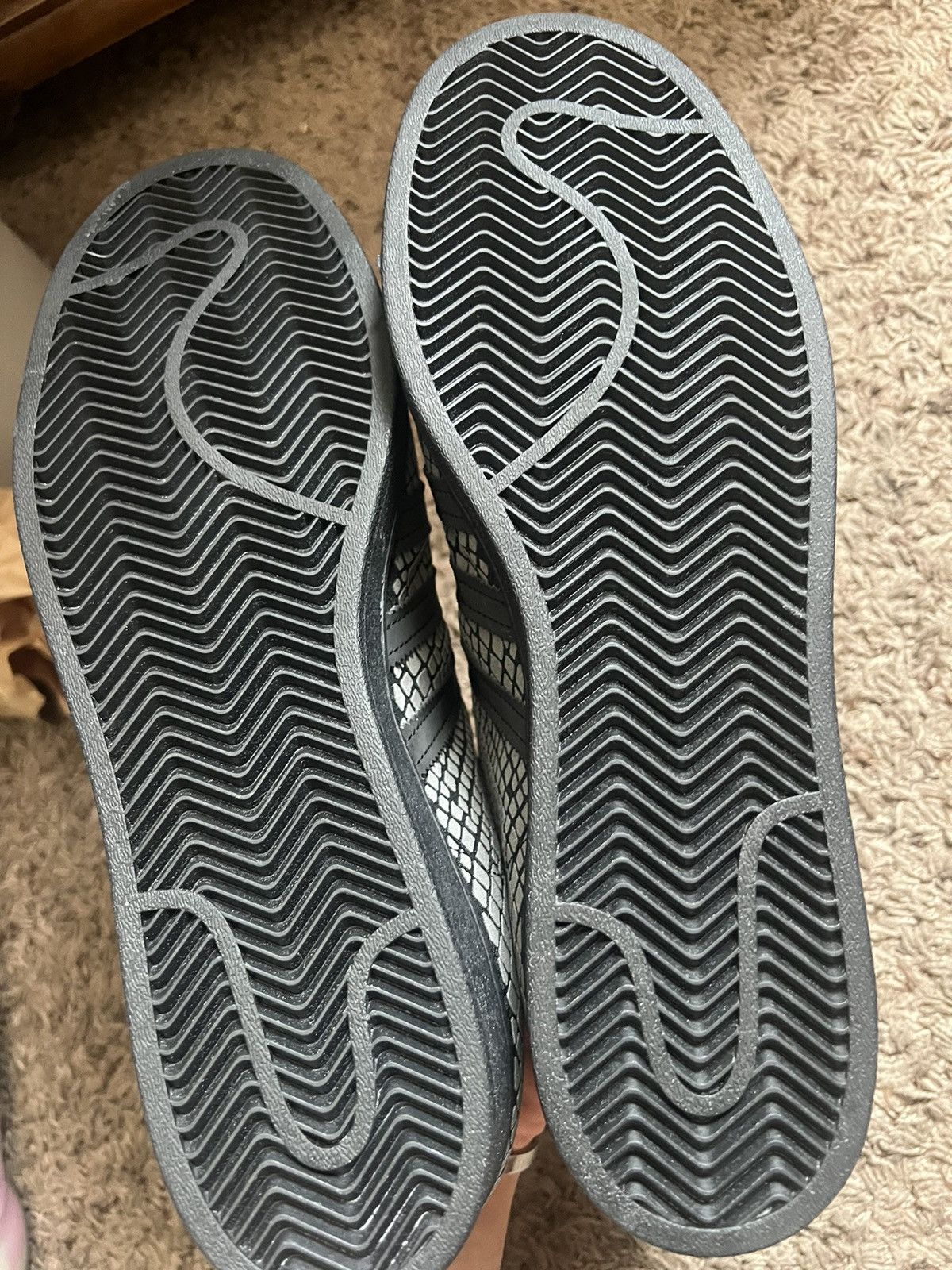 Adidas Adidas x ATMOS R-SNK Superstar 2020 Size US 12 / EU 45 - 7 Thumbnail