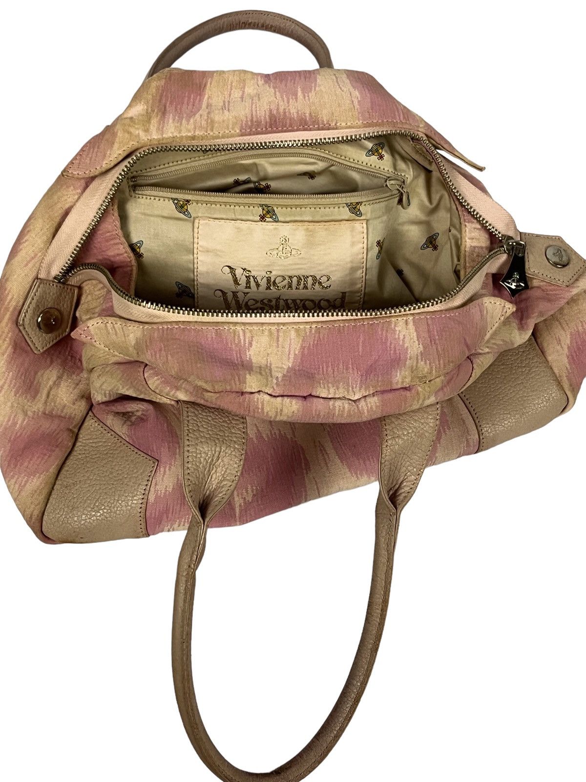Vivienne Westwood Authentic Vivienne Westwood Handbag Size ONE SIZE - 10 Thumbnail