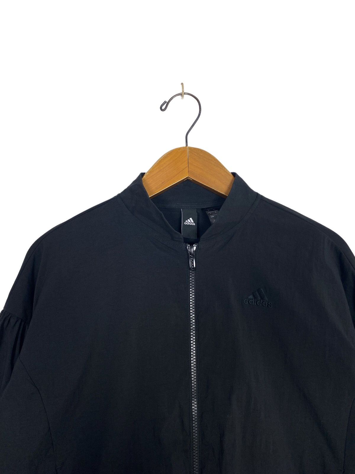 Adidas Adidas Zipper Nylon Jacket Spellout Embroidery Small Logo Size M / US 6-8 / IT 42-44 - 4 Thumbnail