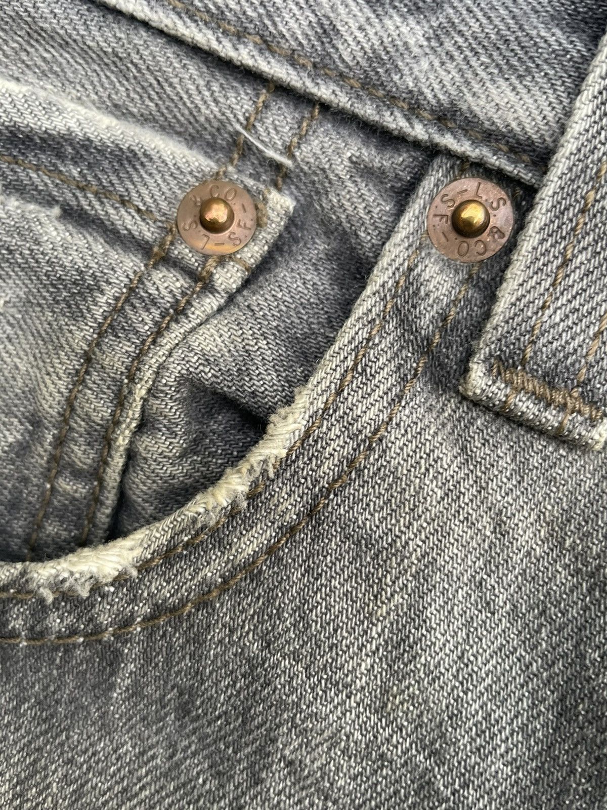 Levi's × Vintage Vintage Levis 501 e Distresed Rework Denim Size US 30 / EU 46 - 22 Thumbnail