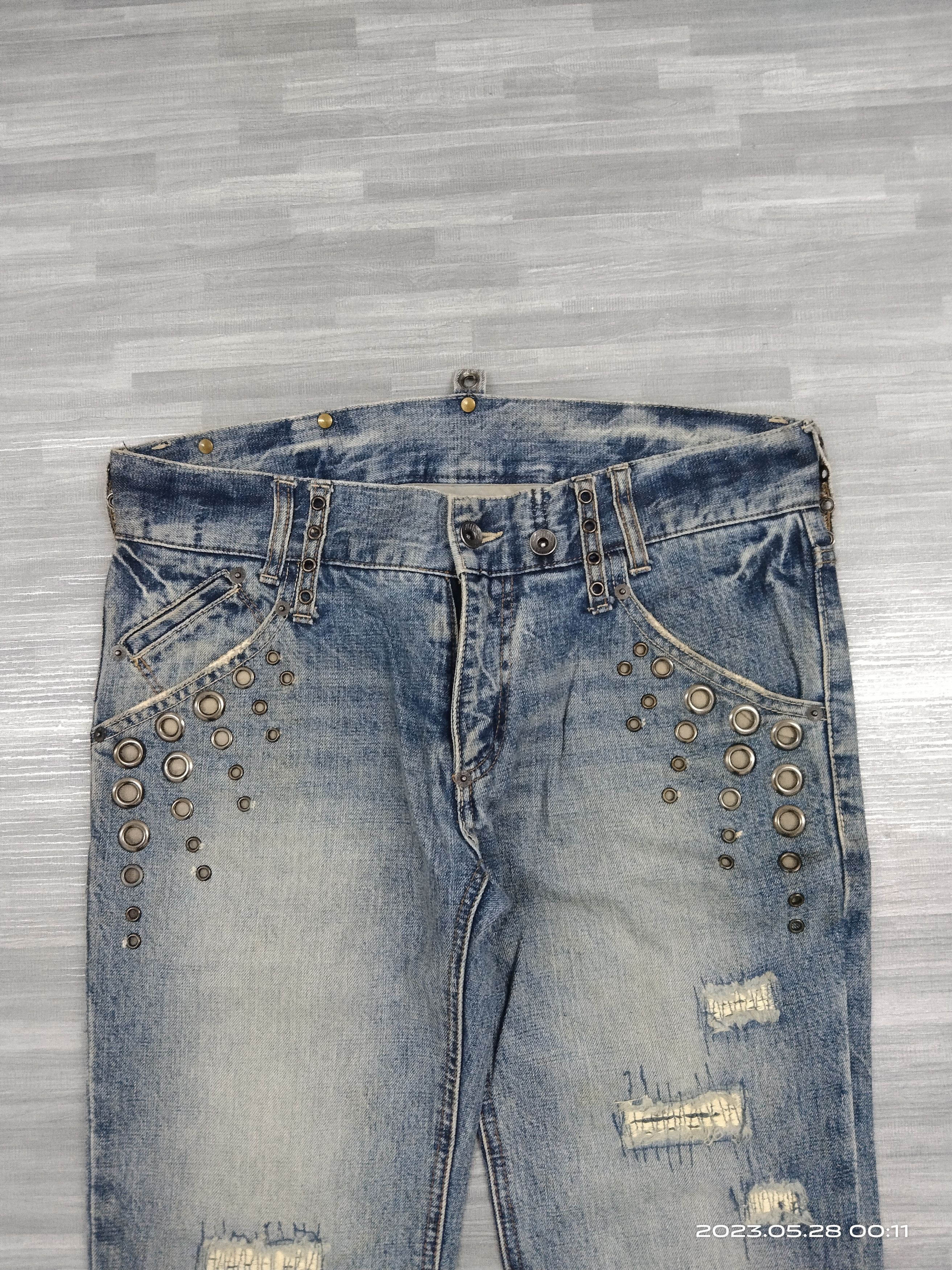 If Six Was Nine DISTRESSED STUDDED BUFFALO DENIM PANTS Size US 32 / EU 48 - 4 Thumbnail
