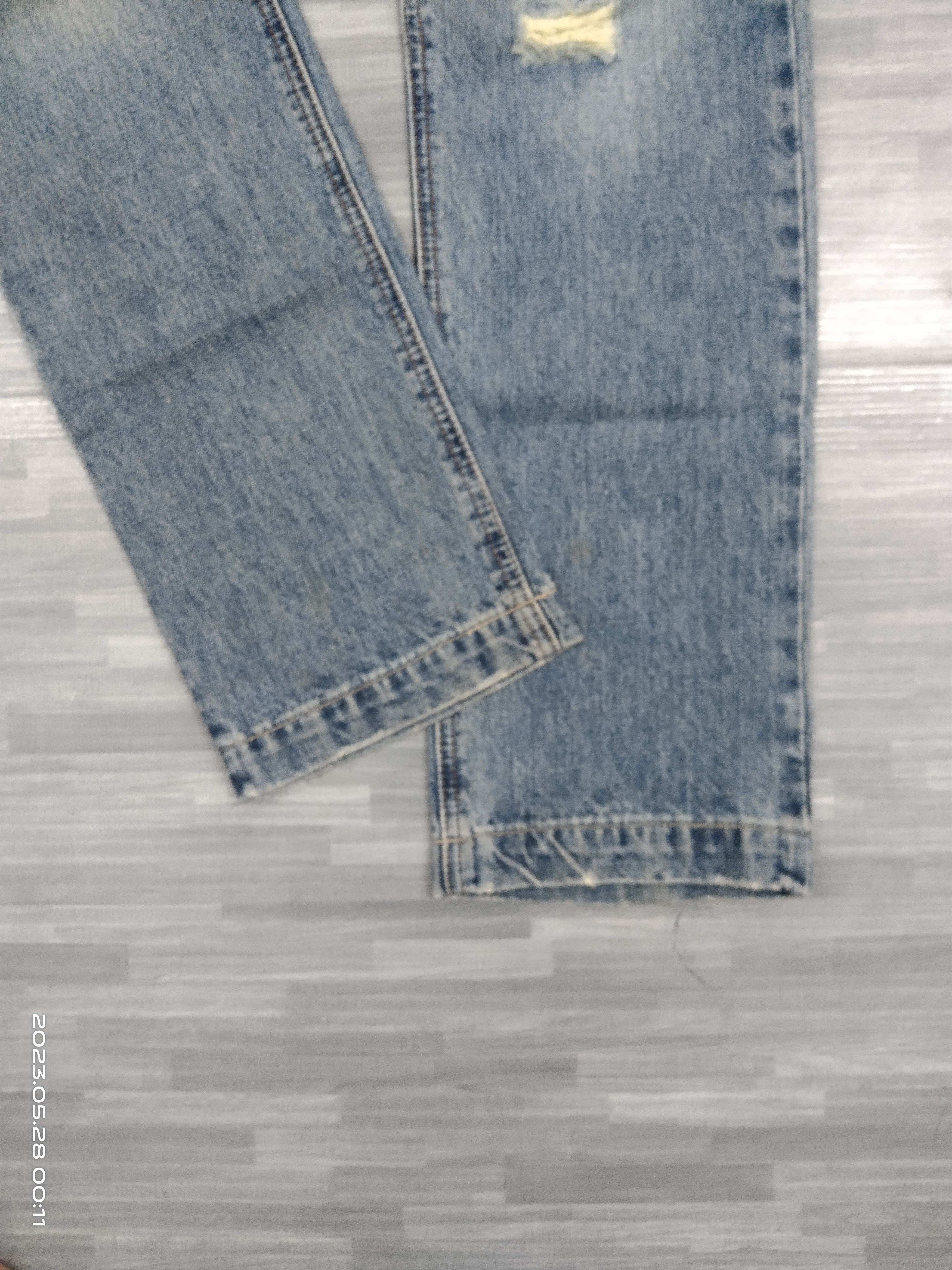 If Six Was Nine DISTRESSED STUDDED BUFFALO DENIM PANTS Size US 32 / EU 48 - 8 Thumbnail
