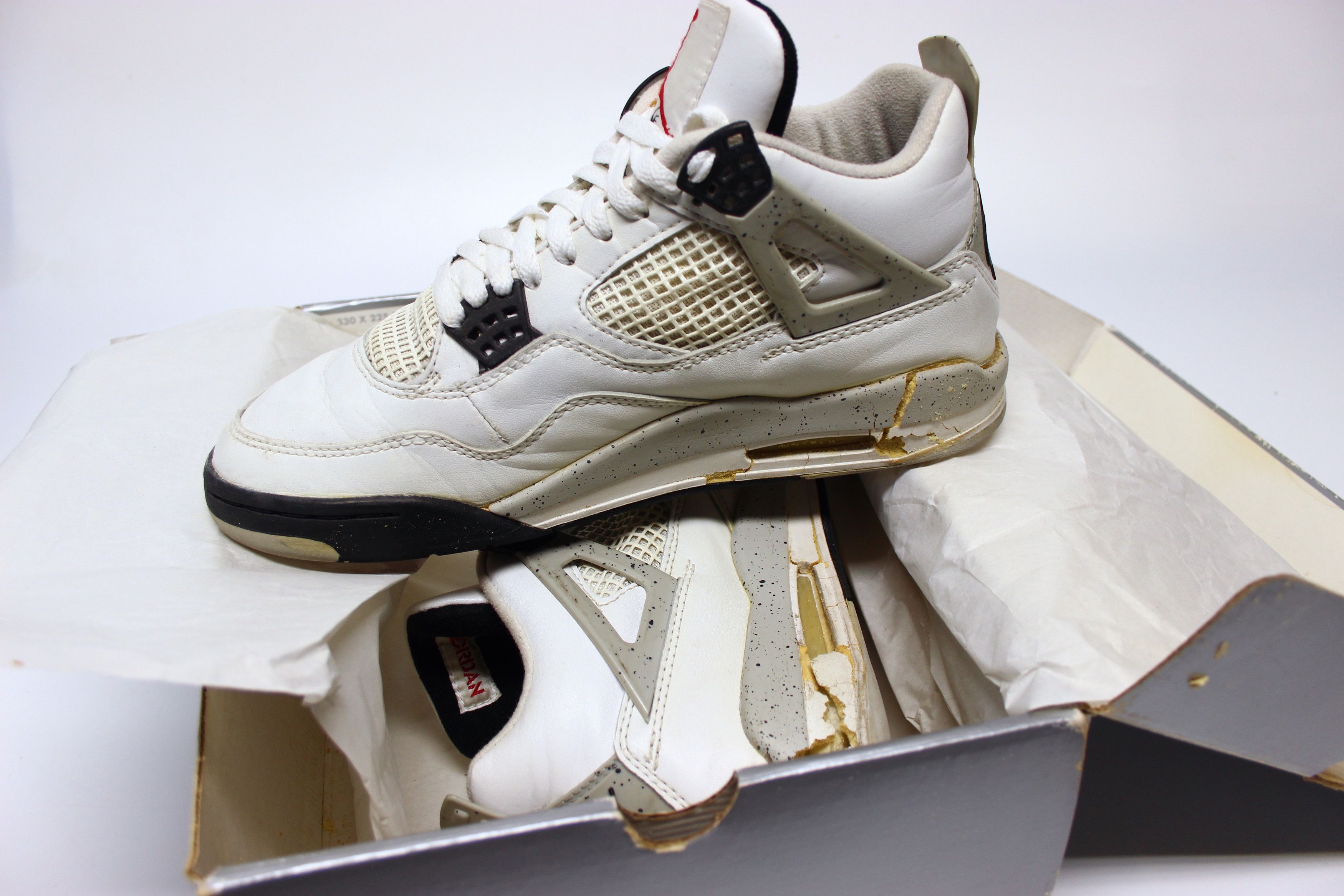 Jordan Brand 1999 White Cement 4 Size US 9.5 / EU 42-43 - 5 Thumbnail