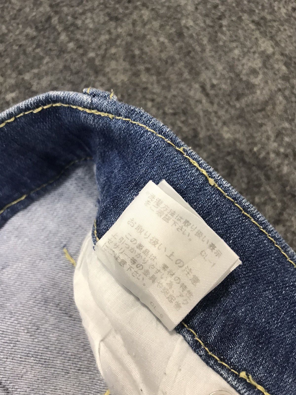 Issey Miyake × Japanese Brand Ne-net Issey Miyake Indigo Denim Jeans Buckle Back Low Rise Size 26" / US 2 / IT 38 - 14 Thumbnail