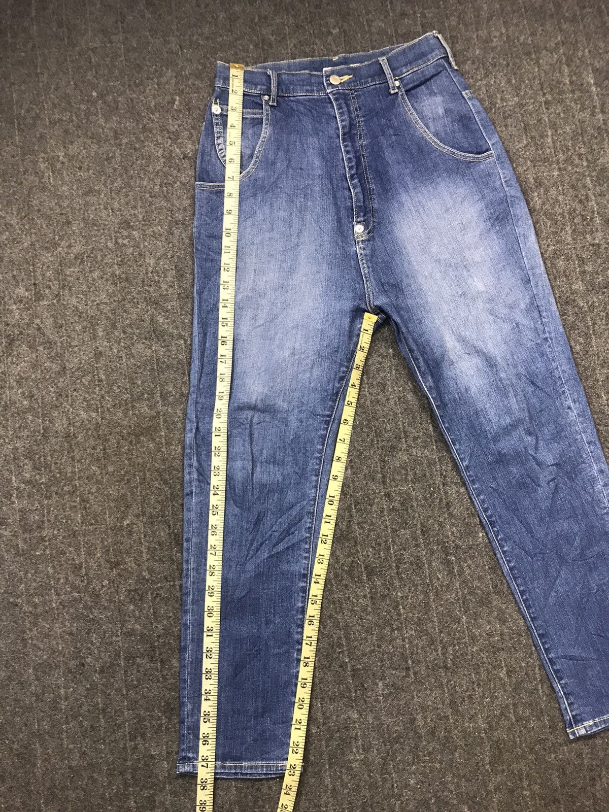 Issey Miyake × Japanese Brand Ne-net Issey Miyake Indigo Denim Jeans Buckle Back Low Rise Size 26" / US 2 / IT 38 - 16 Thumbnail