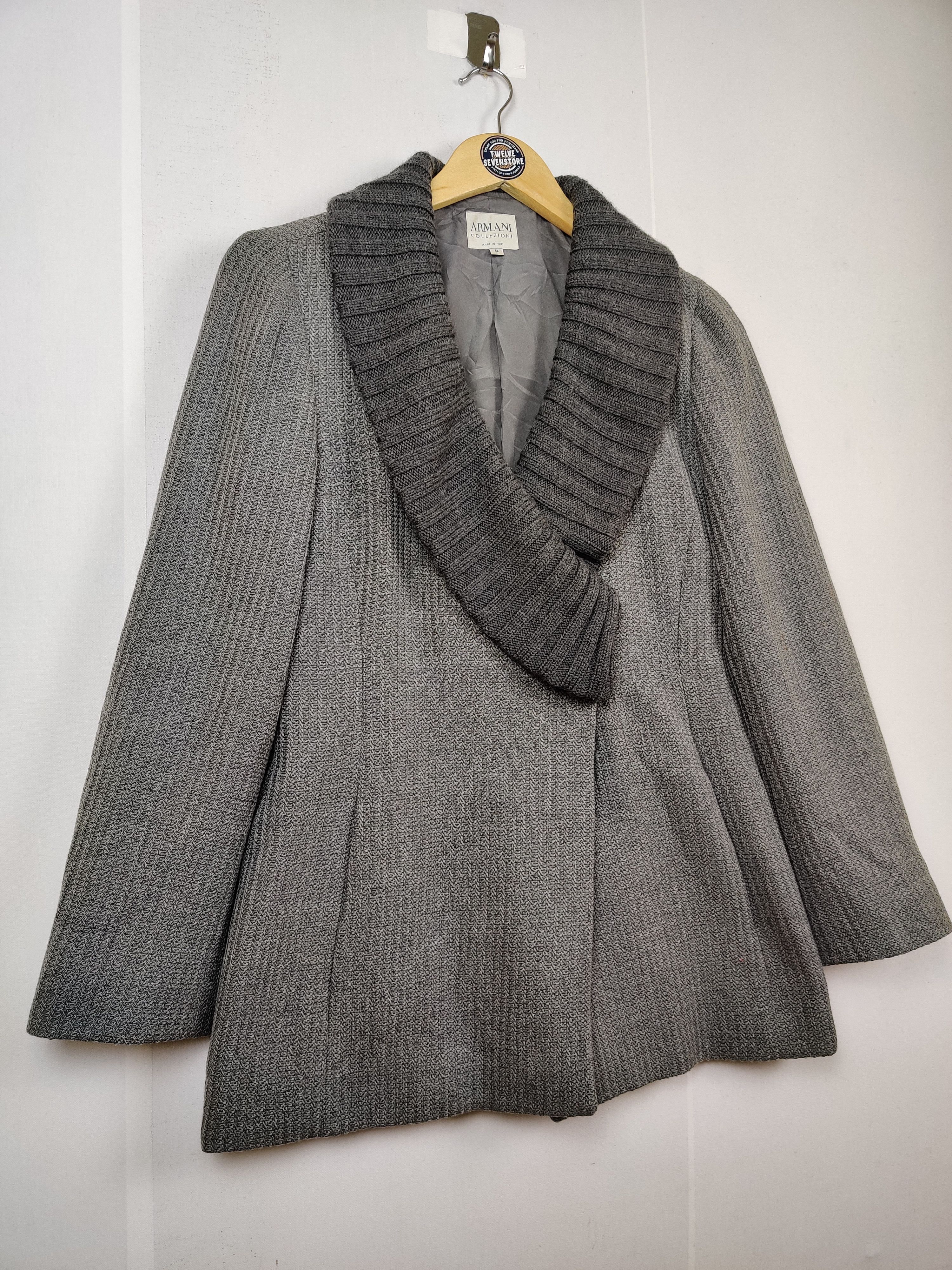 Giorgio Armani Vintage Armani Collezioni Shawl Collar Knit Jacket Size US M / EU 48-50 / 2 - 4 Thumbnail