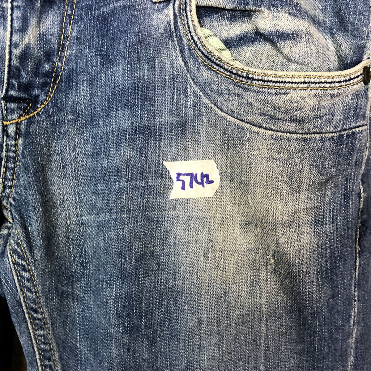 Japanese Brand Japan faded distressed Denim vintage jeans Pants #5742 Size 28" / US 6 / IT 42 - 8 Thumbnail