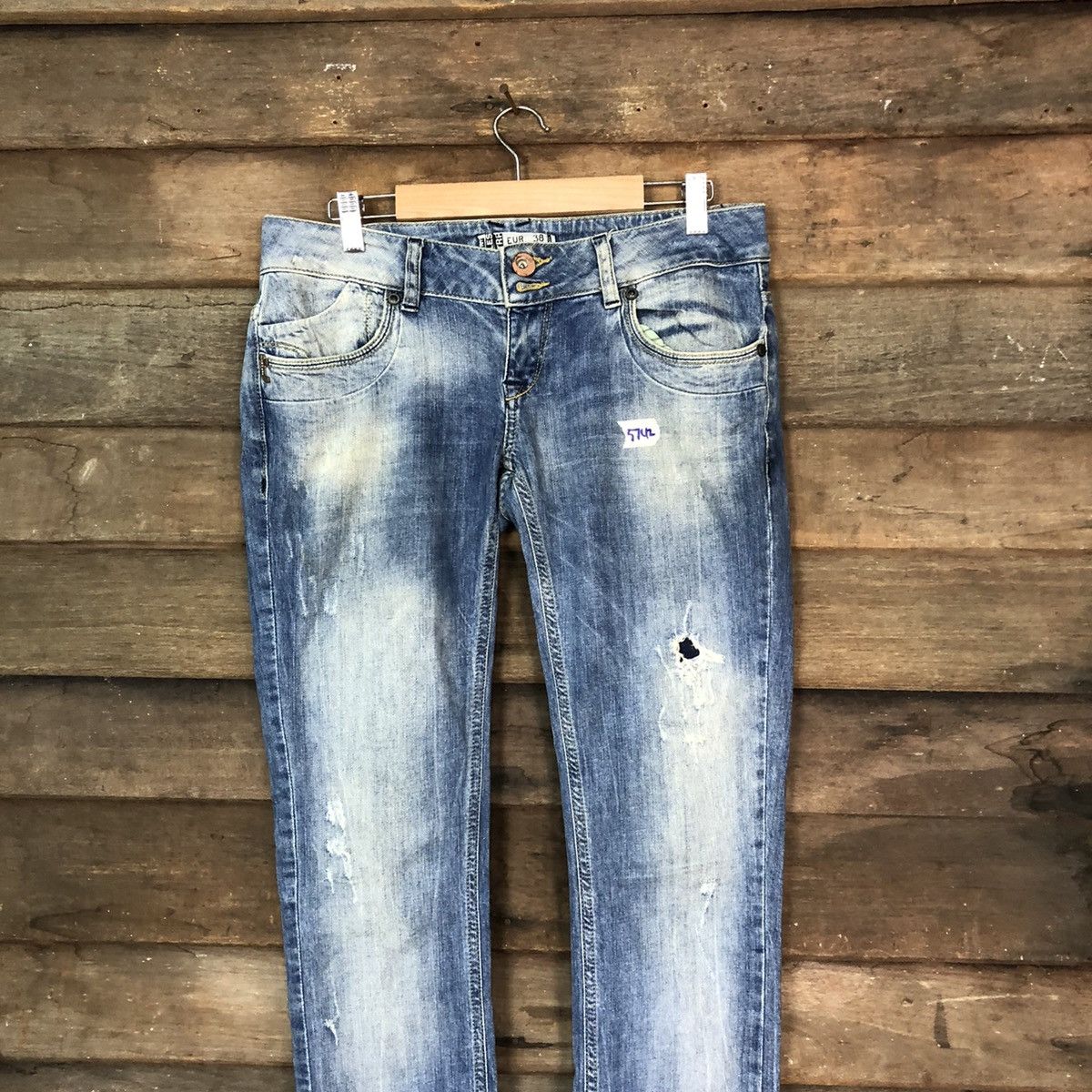 Japanese Brand Japan faded distressed Denim vintage jeans Pants #5742 Size 28" / US 6 / IT 42 - 2 Thumbnail