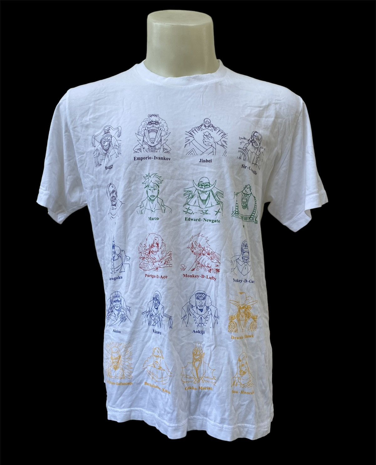 Japanese Brand × One Piece × Uniqlo VINTAGE UNIQLO x ONE PIECE CHARACTERS TEE Size US XL / EU 56 / 4 - 1 Thumbnail