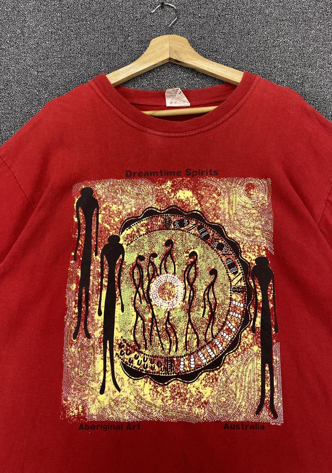 Vintage Vintage Australia Dreamtime Spirits Aboriginal Art Tees Size US XL / EU 56 / 4 - 5 Thumbnail