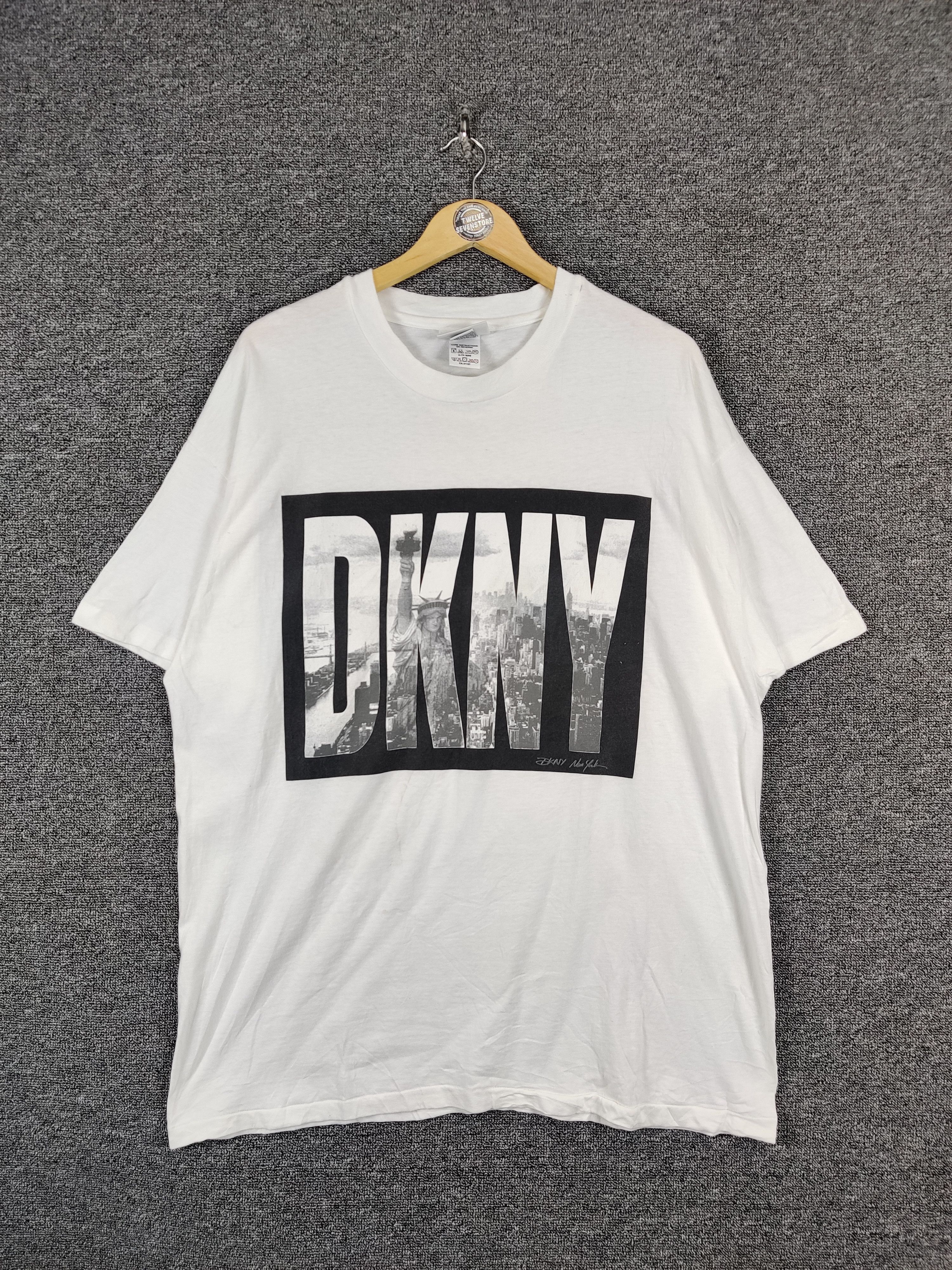 DKNY Vintage 90's DKNY Jeans Tee Tshirt Size US XL / EU 56 / 4 - 1 Thumbnail