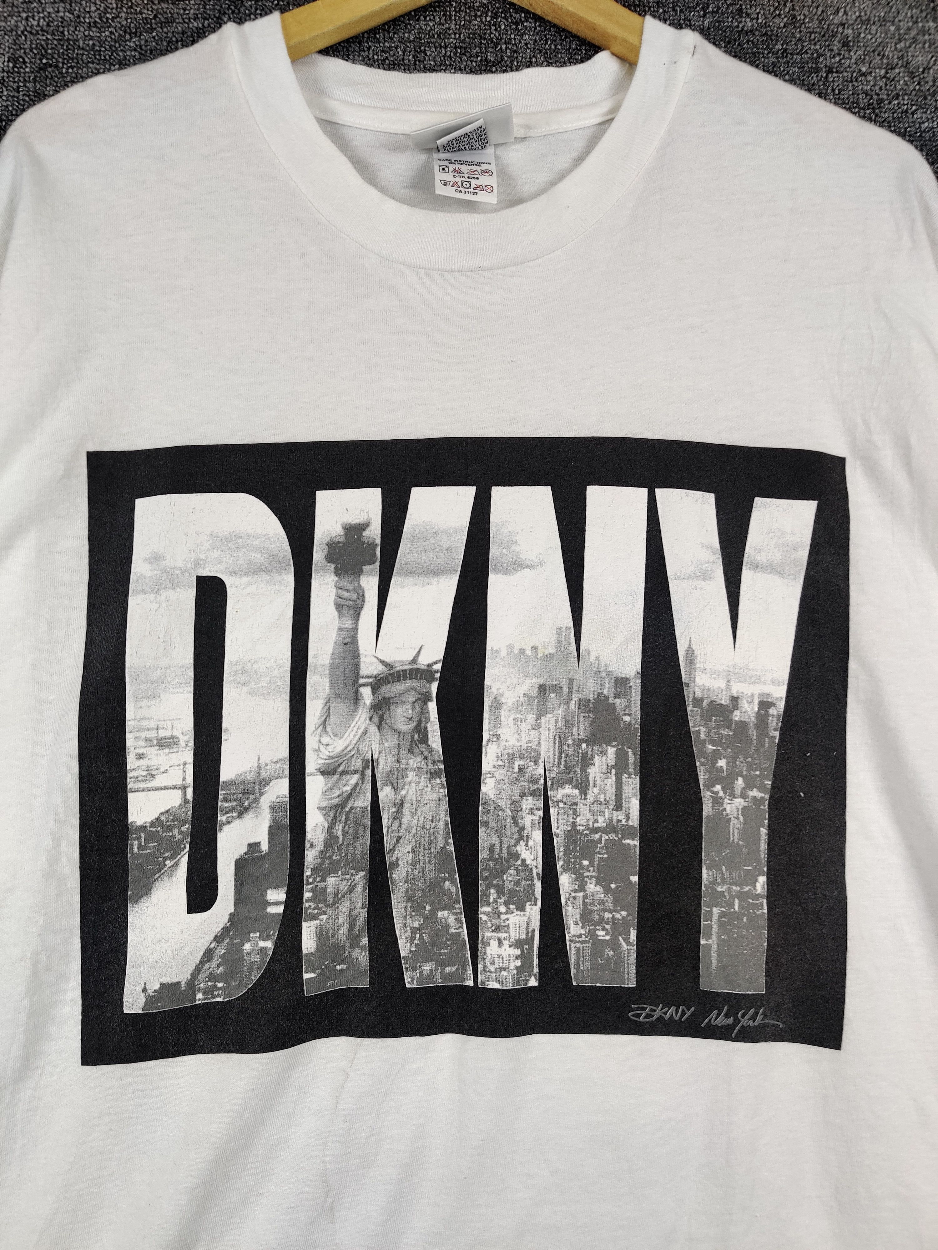 DKNY Vintage 90's DKNY Jeans Tee Tshirt Size US XL / EU 56 / 4 - 3 Thumbnail
