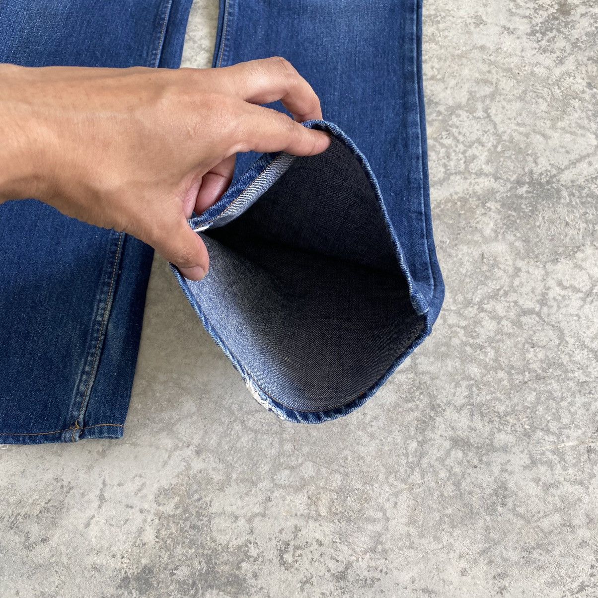 Levi's VTG Y2K 2000’s Levi's 517 Bootcut Flared Jeans Size US 33 - 7 Thumbnail