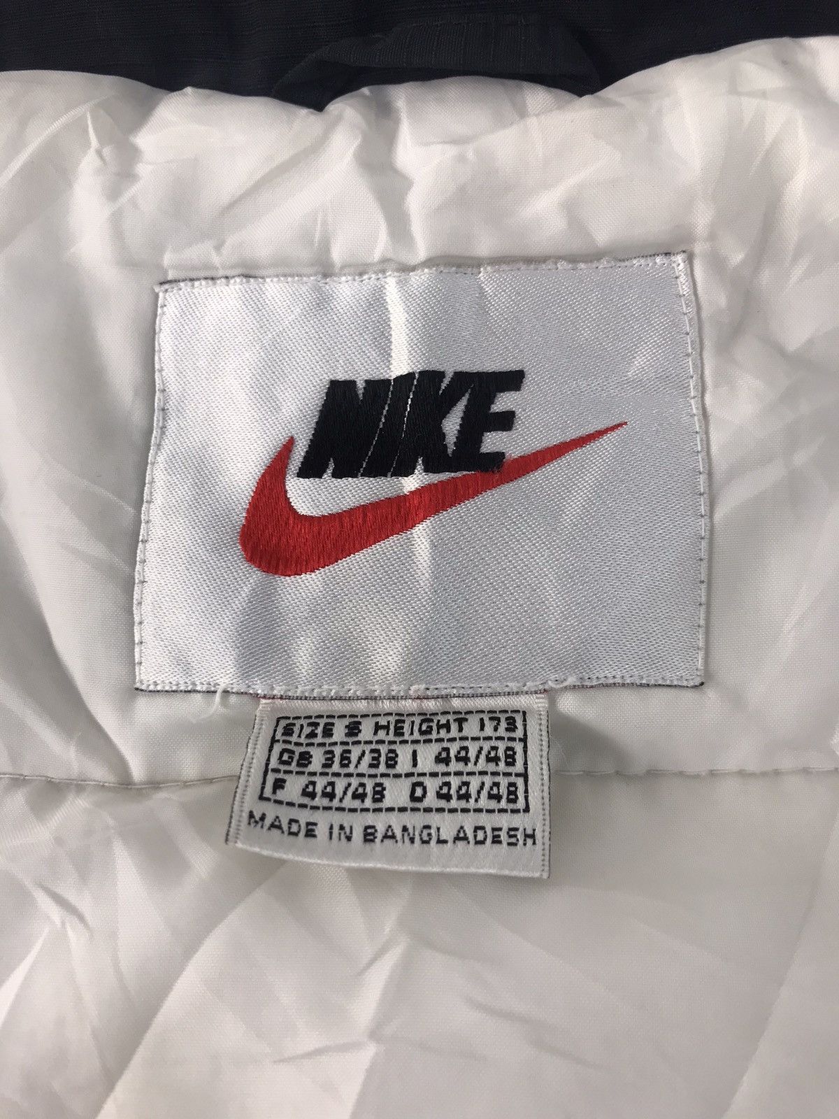 Nike Nike Windbreaker Padded Jacket Fashion Designer Colour Block Size US M / EU 48-50 / 2 - 7 Thumbnail