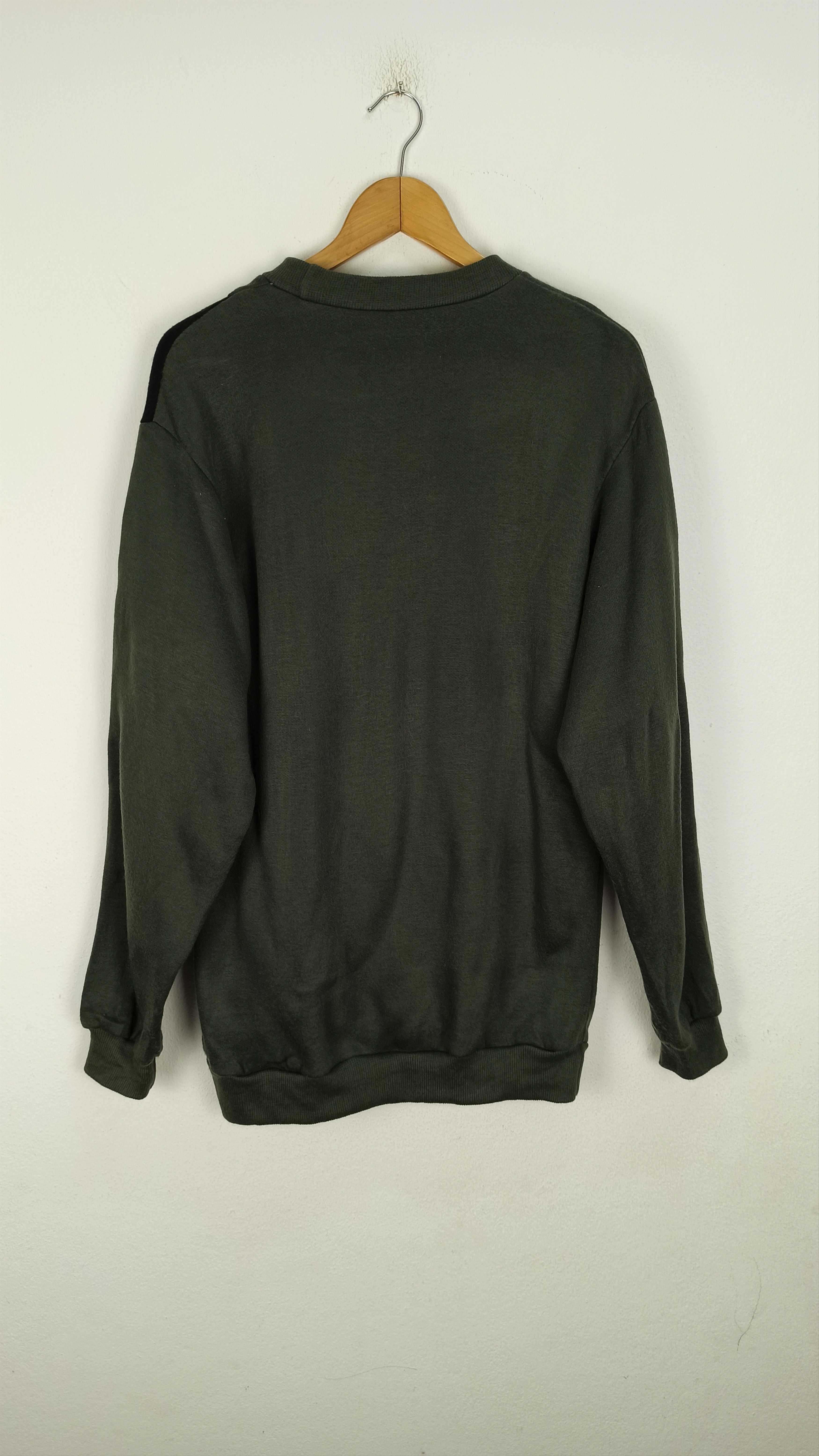 Valentino Sweatshirt Valentino Coupeau Paris Embroidered Big Logo Size US L / EU 52-54 / 3 - 4 Thumbnail
