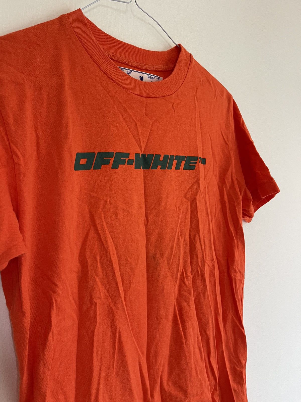 Off white worker tee