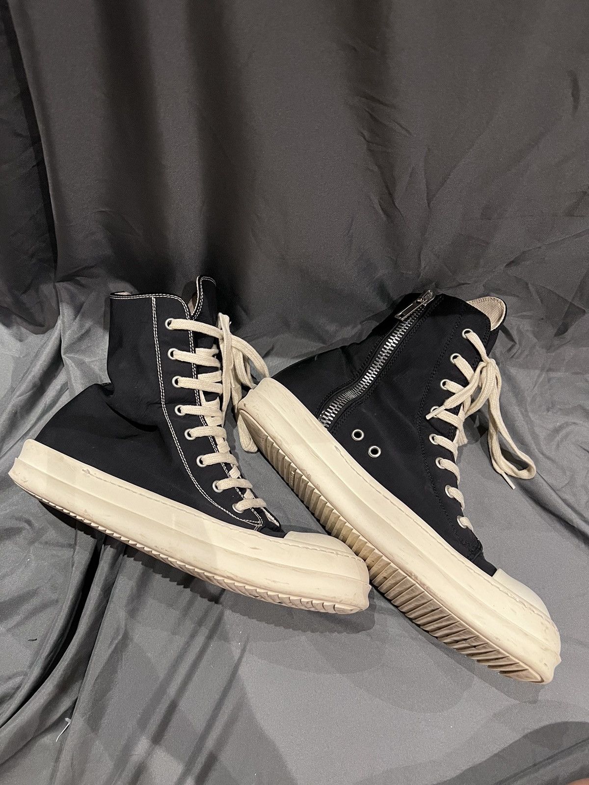 Rick Owens × Rick Owens Drkshdw Rick owens drkshdw ramones hi-top size41 Size US 8 / EU 41 - 4 Thumbnail