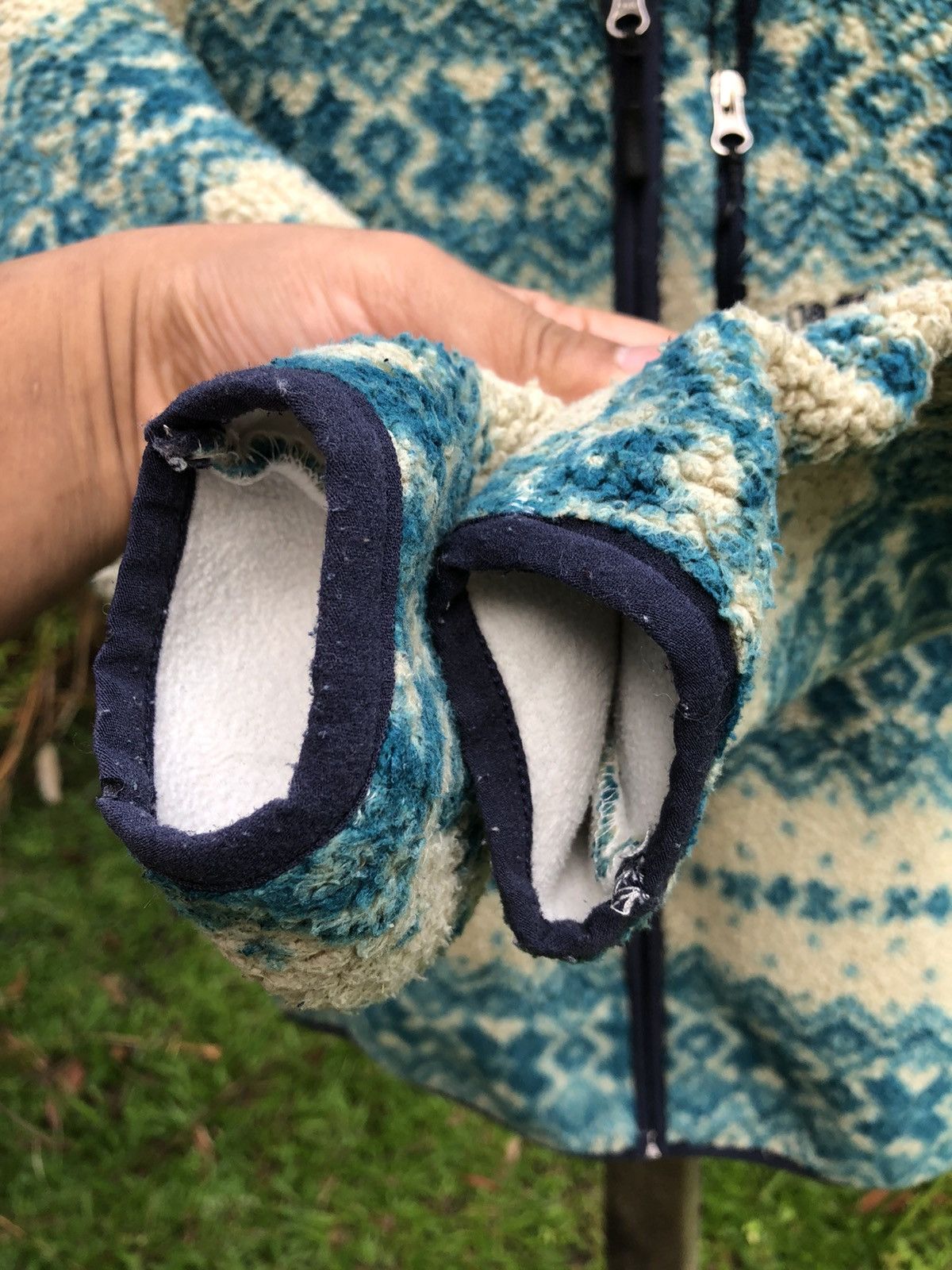 Japanese Brand Vintage Sherpa Native Sweater Hoodie by X'tyle Size US S / EU 44-46 / 1 - 8 Thumbnail
