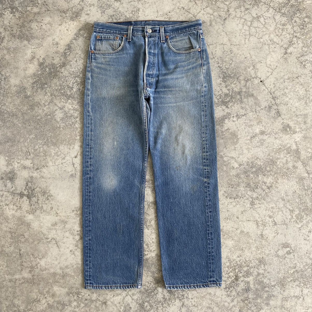 Levi's Vintage 1994 Levi's 501 Faded Stonewashed Blue Jeans Size US 32 / EU 48 - 1 Thumbnail