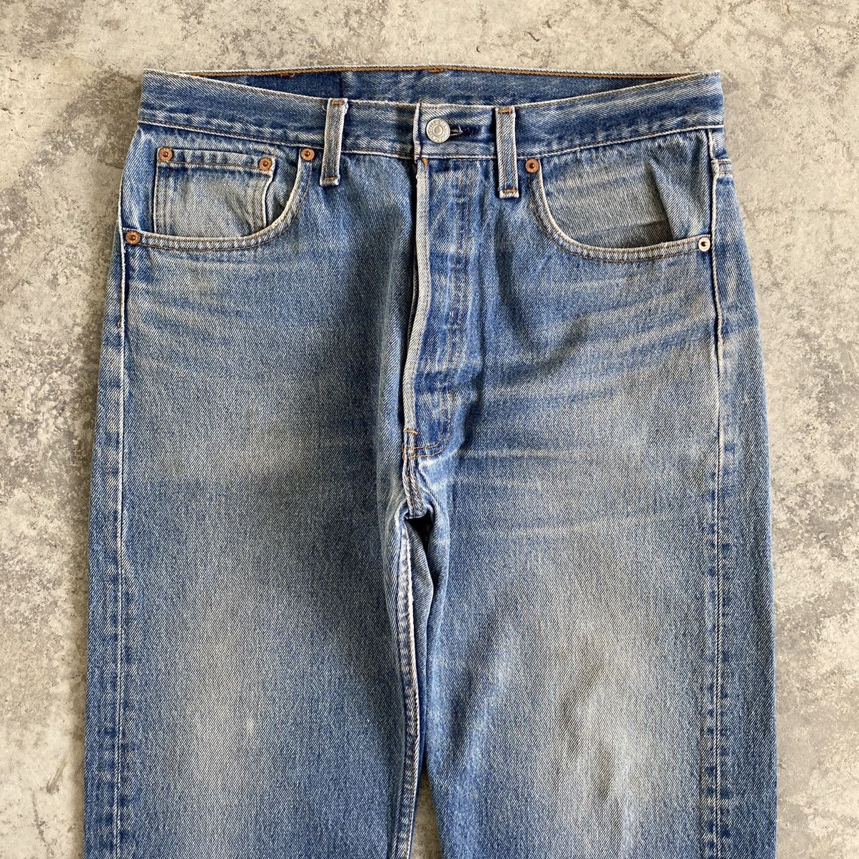 Levi's Vintage 1994 Levi's 501 Faded Stonewashed Blue Jeans Size US 32 / EU 48 - 6 Thumbnail