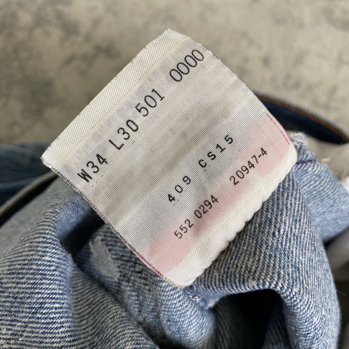 Levi's Vintage 1994 Levi's 501 Faded Stonewashed Blue Jeans Size US 32 / EU 48 - 17 Thumbnail