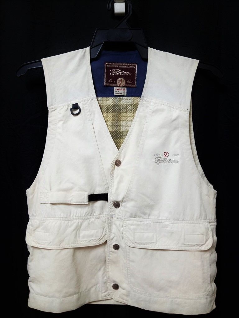 Fjallraven 🔥🔥🔥Vintage Fjallraven Snap Button Vest Jacket Size US S / EU 44-46 / 1 - 2 Thumbnail