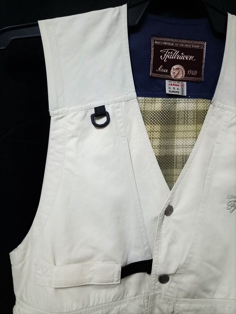 Fjallraven 🔥🔥🔥Vintage Fjallraven Snap Button Vest Jacket Size US S / EU 44-46 / 1 - 3 Thumbnail