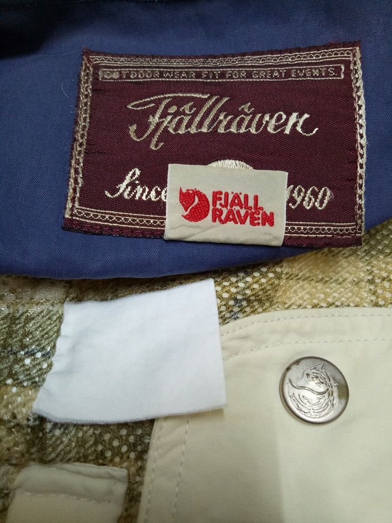 Fjallraven 🔥🔥🔥Vintage Fjallraven Snap Button Vest Jacket Size US S / EU 44-46 / 1 - 18 Thumbnail
