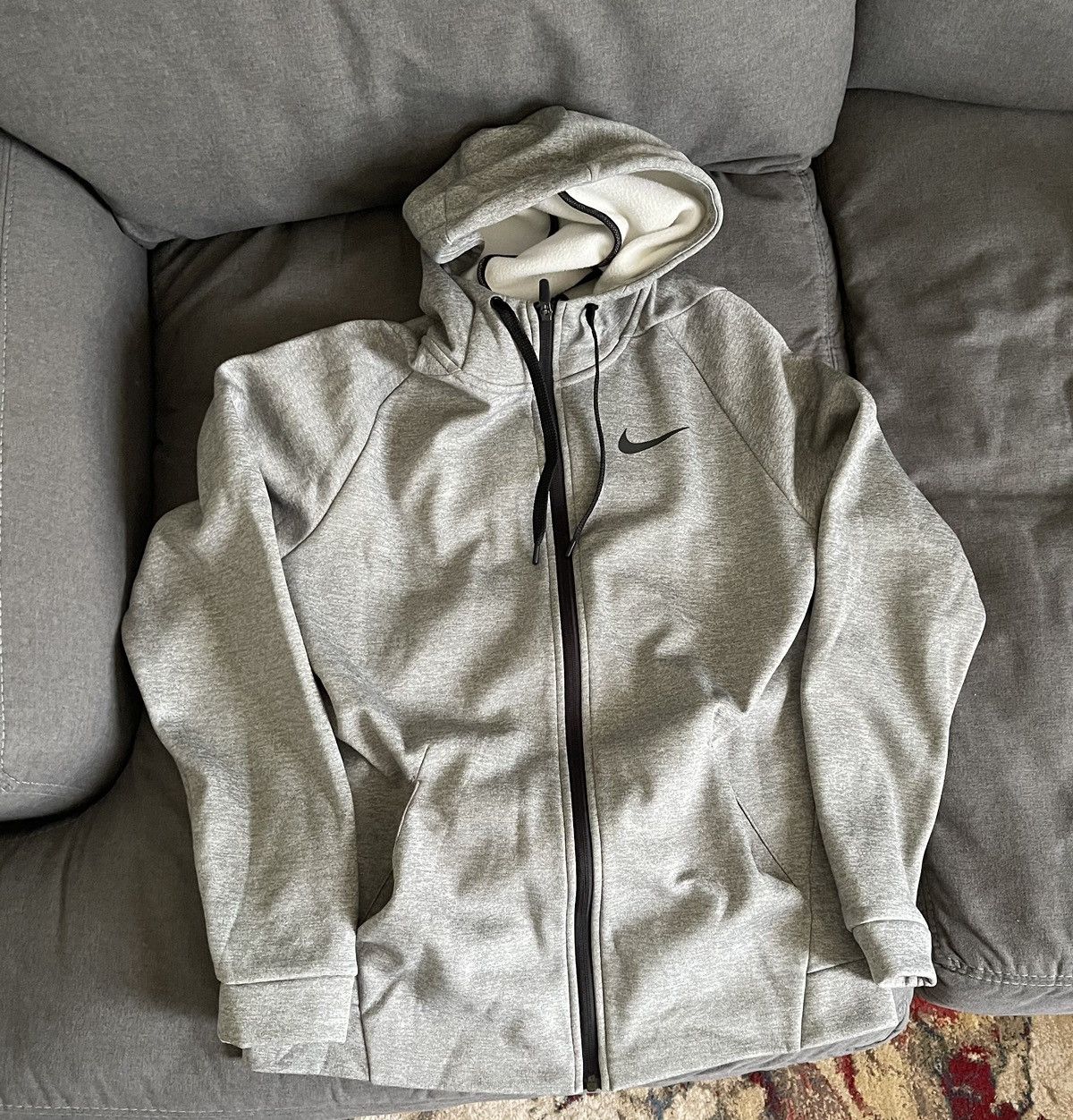 nike shield sphere full zip hoodie