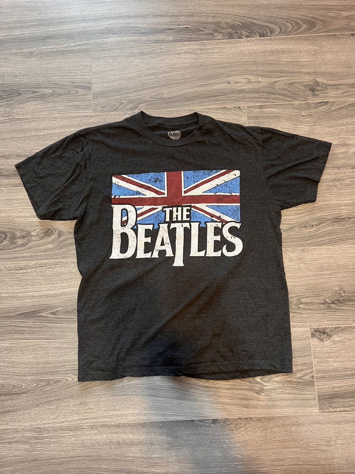 New BEATLES white graphic tee ;;; s