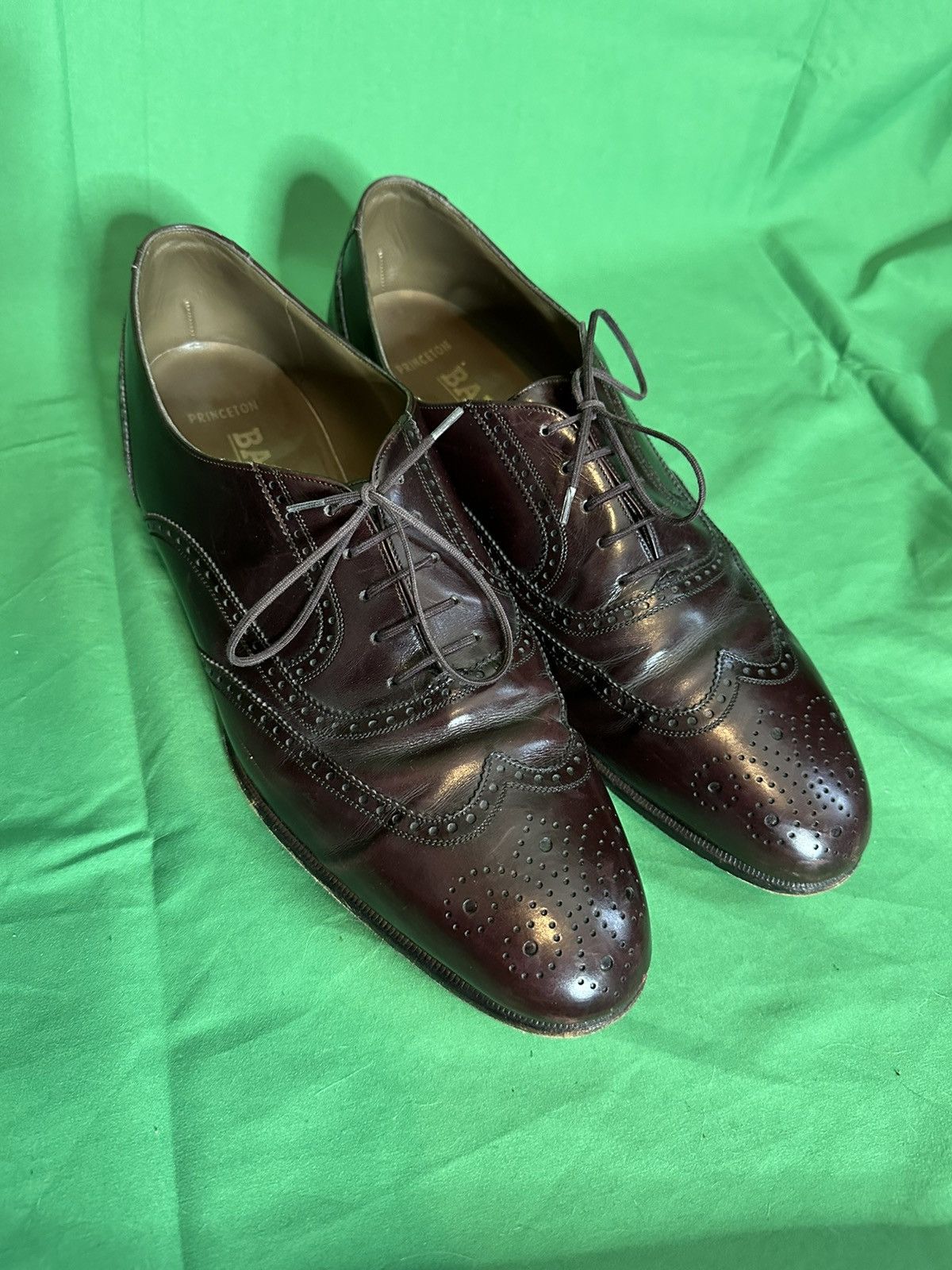 Bally Swiss brown/red leather Princeton brogues Size US 11 / EU 44 - 3 Thumbnail