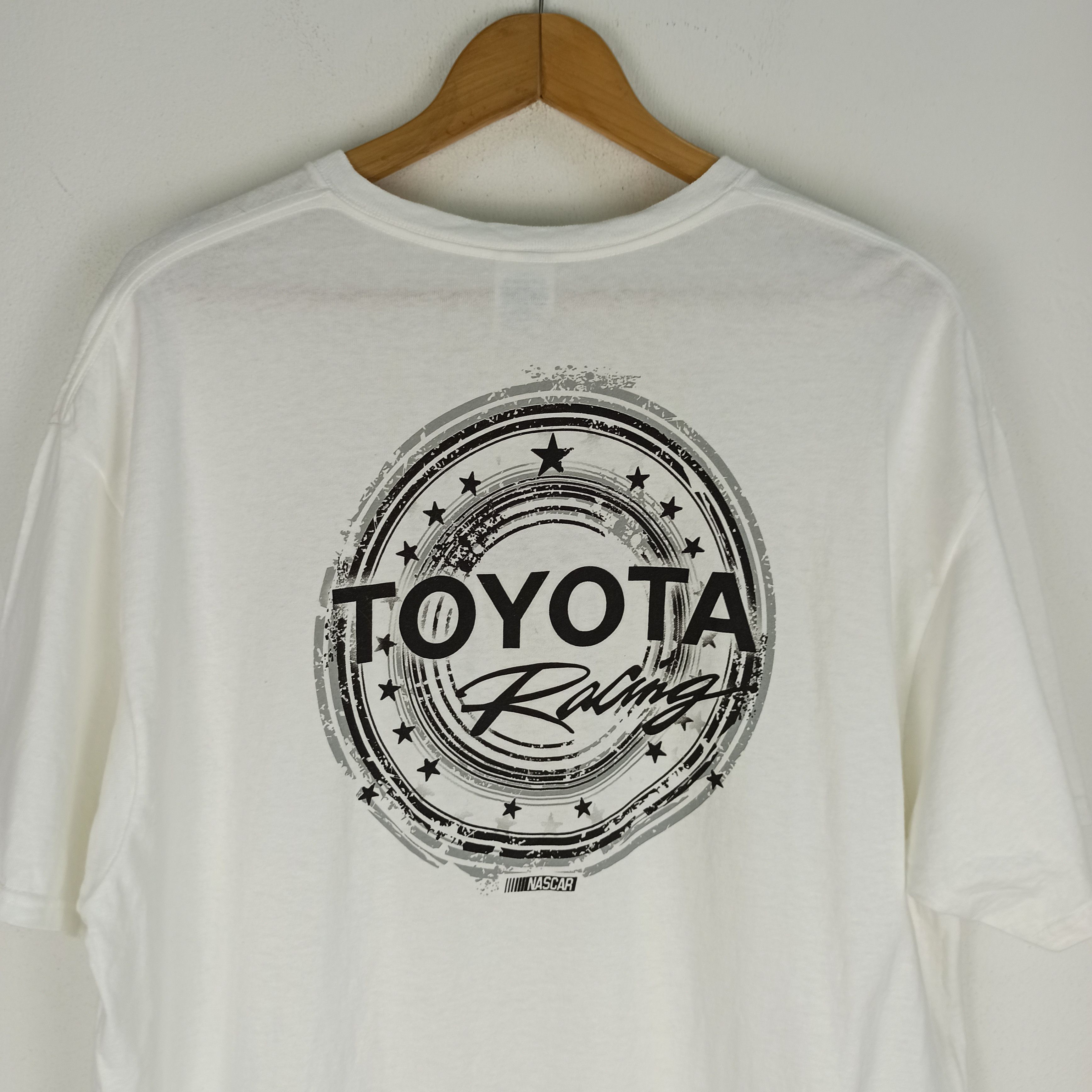 Other VINTAGE TOYOTA NASCAR TSHIRT BIG SIZE Size US XL / EU 56 / 4 - 2 Thumbnail