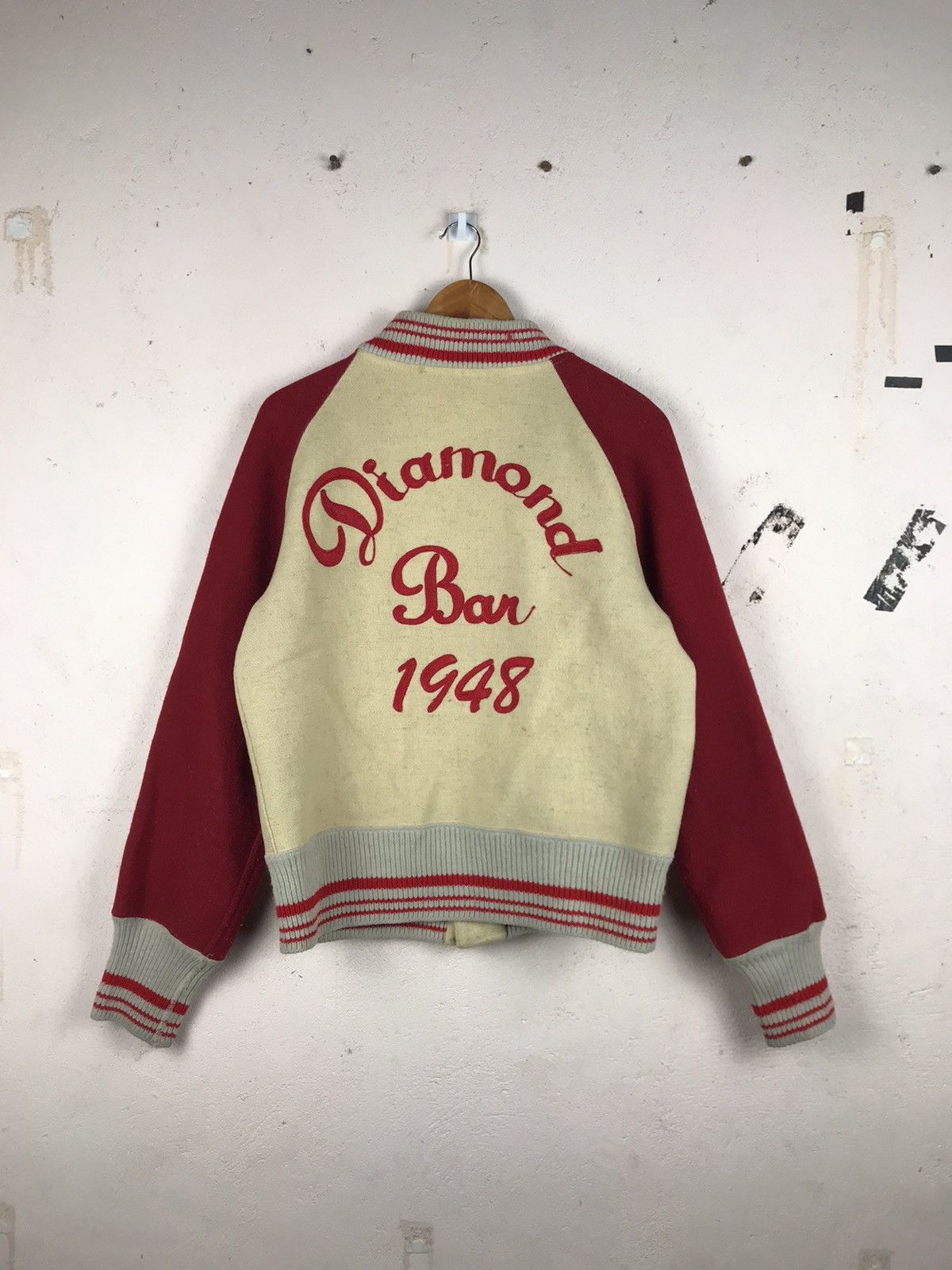 Vintage Diamond Bar 1948 varsity full button jacket Size US M / EU 48-50 / 2 - 2 Thumbnail