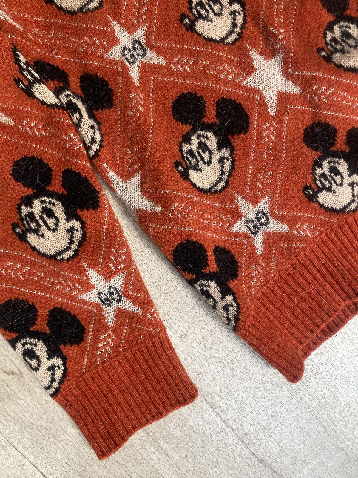 Disney × Gucci Gucci x Disney Mickey jacquard Knit Sweater Size US L / EU 52-54 / 3 - 3 Thumbnail