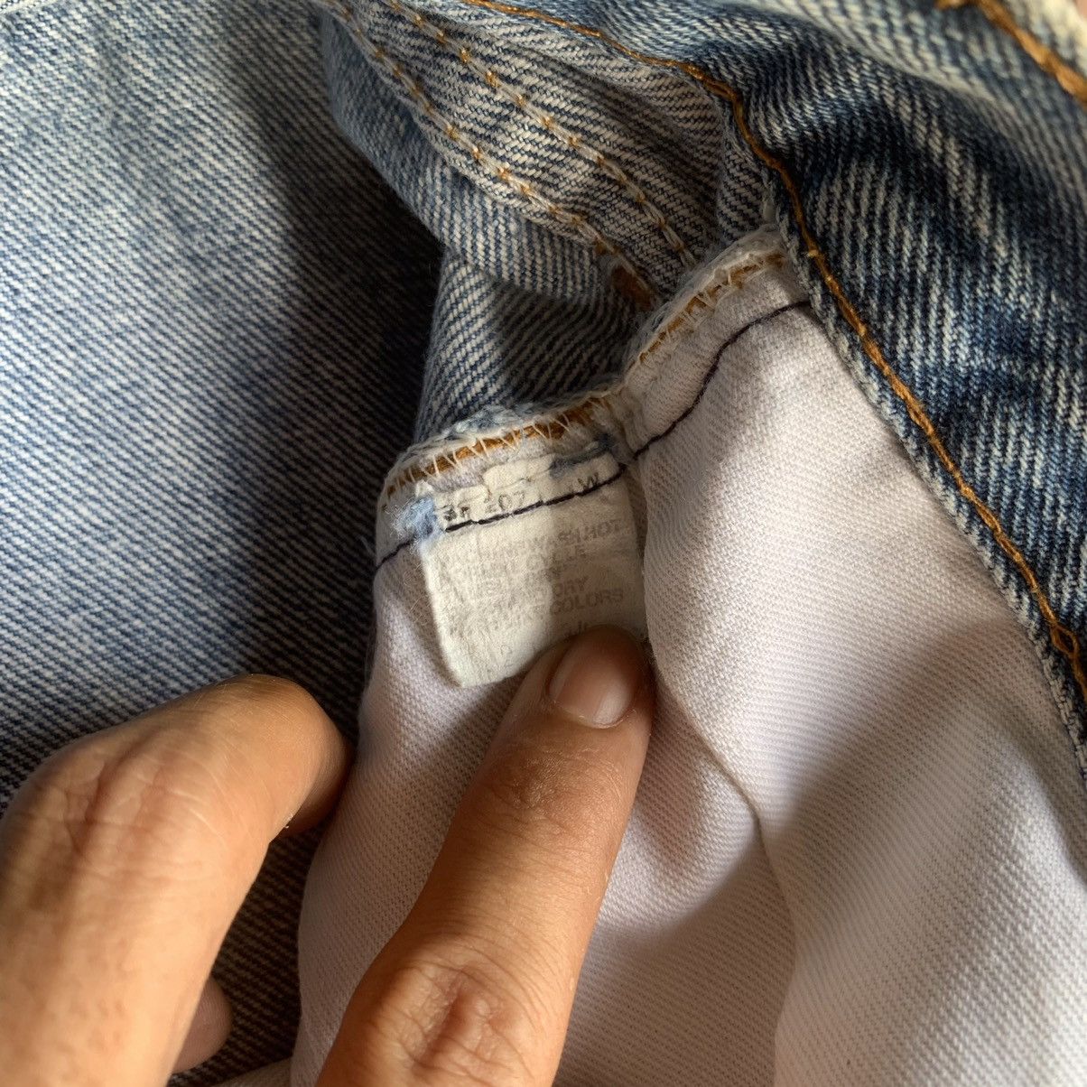 Levi's × Vintage 💥STEALS! 70’s VINTAGE LEVI’S 501 JEANS LEVIS 30x32 LIGHTWAS Size US 30 / EU 46 - 7 Thumbnail