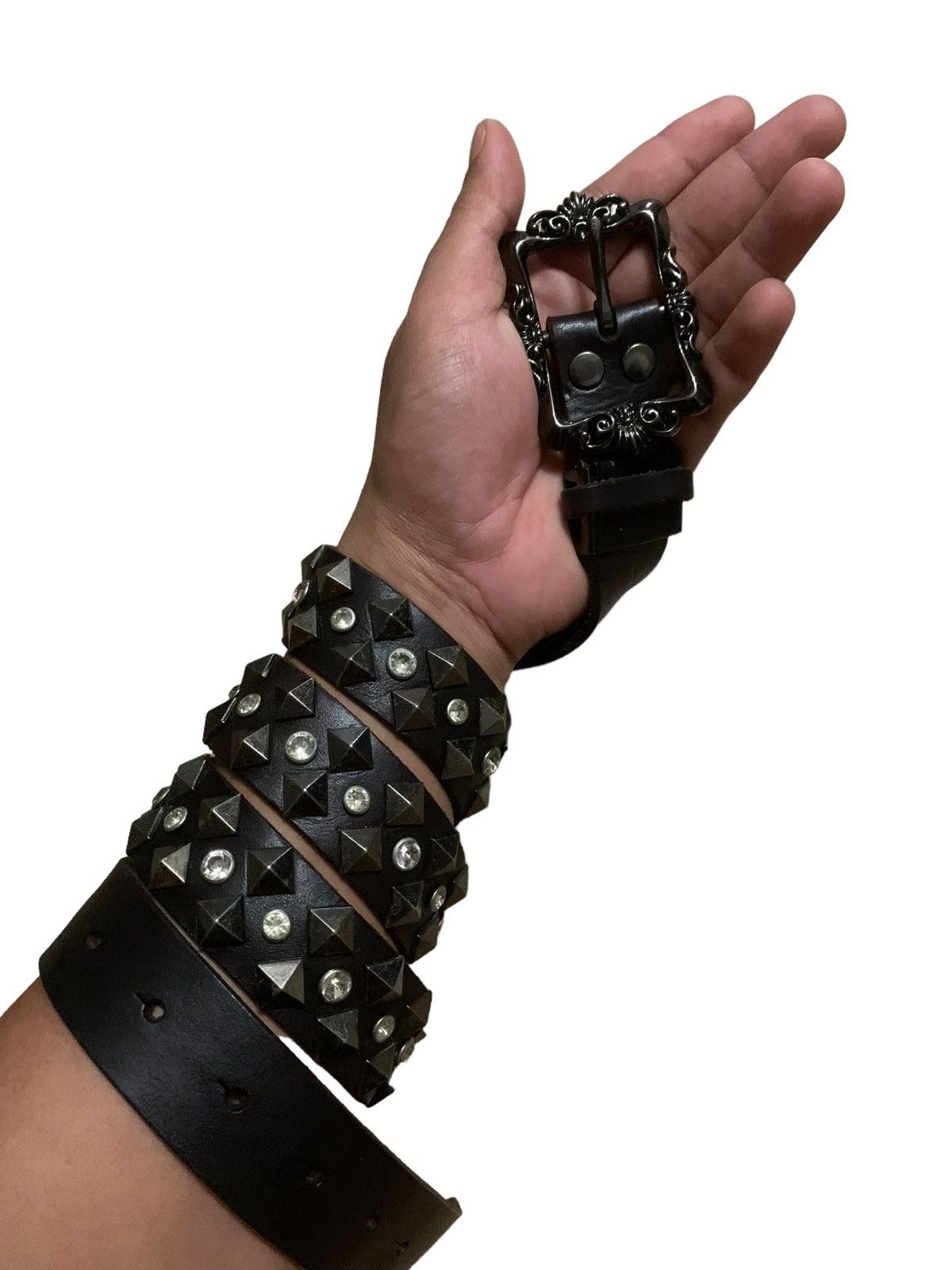 Japanese Brand 🇯🇵 Japan Crafted Swarovski Studded Leather Belt BB Simons Size ONE SIZE - 1 Thumbnail