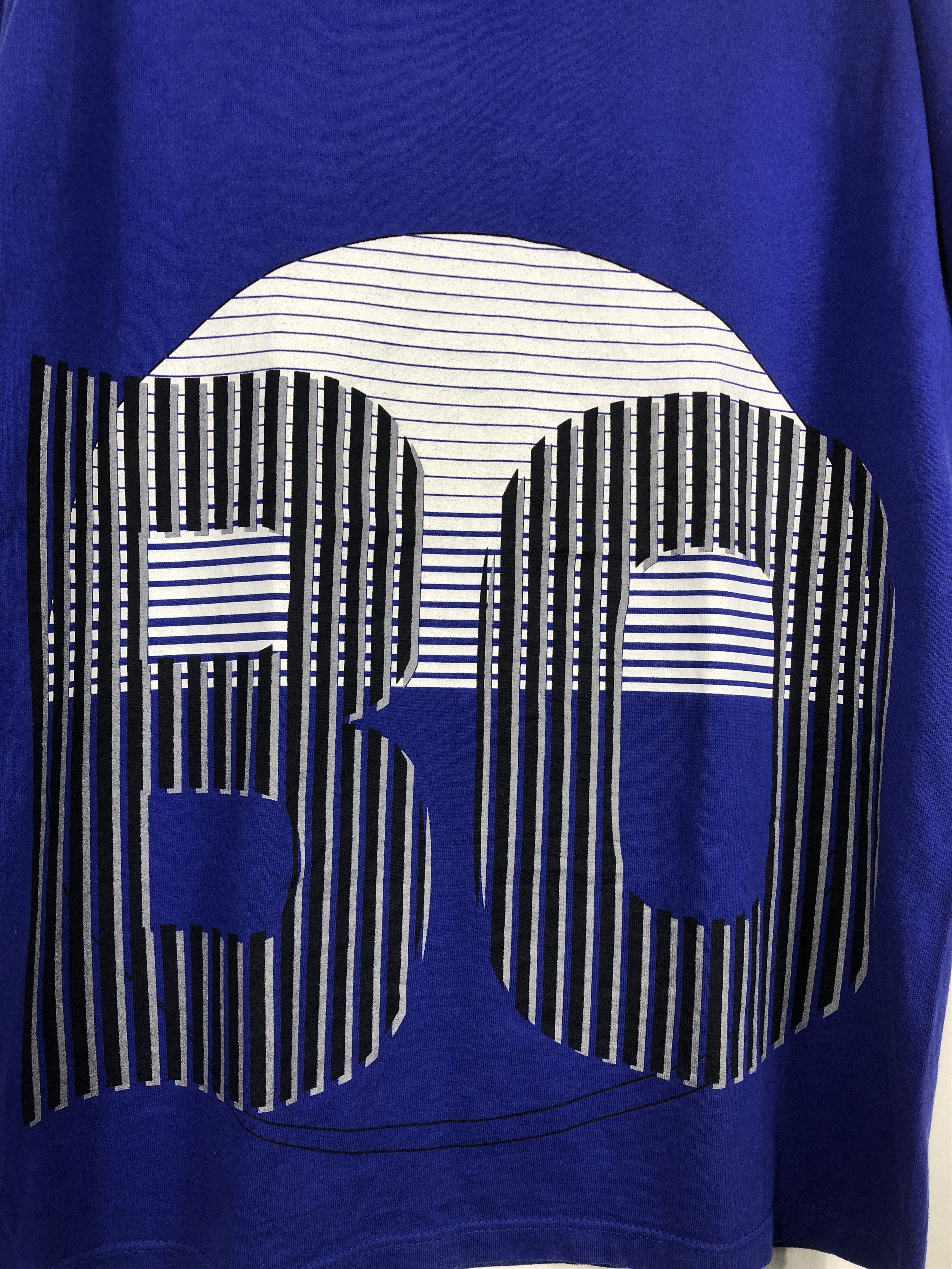 Vintage Vintage 90's BOSS Overprint T-Shirt Size US L / EU 52-54 / 3 - 7 Thumbnail