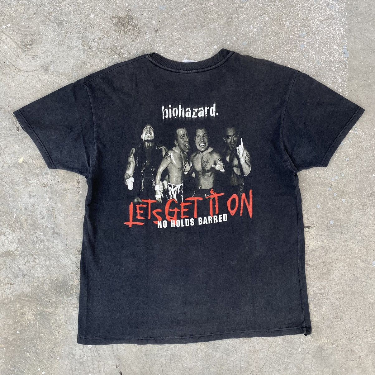 Band Tees Vintage Biohazard no holds barred europe tour Size US L / EU 52-54 / 3 - 2 Thumbnail