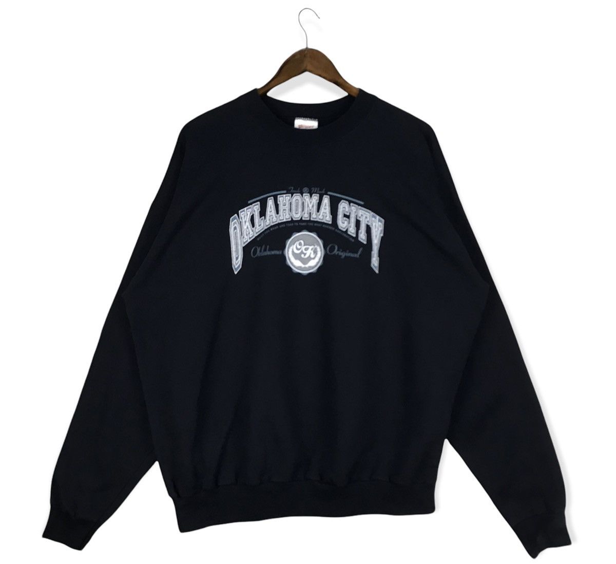 Vintage Vintage Oklahoma City Sweatshirt Size US XL / EU 56 / 4 - 1 Thumbnail