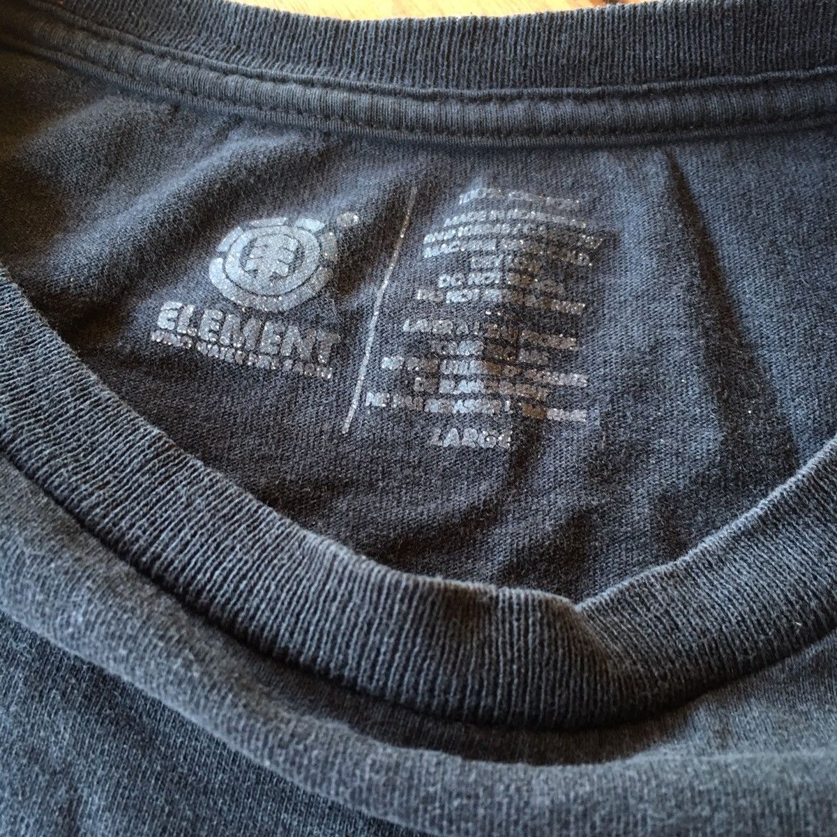 Element Thrashed Faded Vintage Y2K Element Skateboard ERD GRUNGE TEE Size US L / EU 52-54 / 3 - 3 Thumbnail