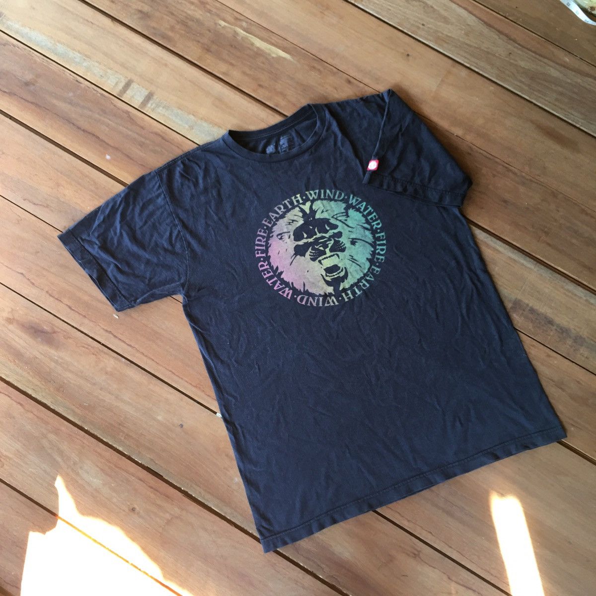 Element Thrashed Faded Vintage Y2K Element Skateboard ERD GRUNGE TEE Size US L / EU 52-54 / 3 - 1 Thumbnail