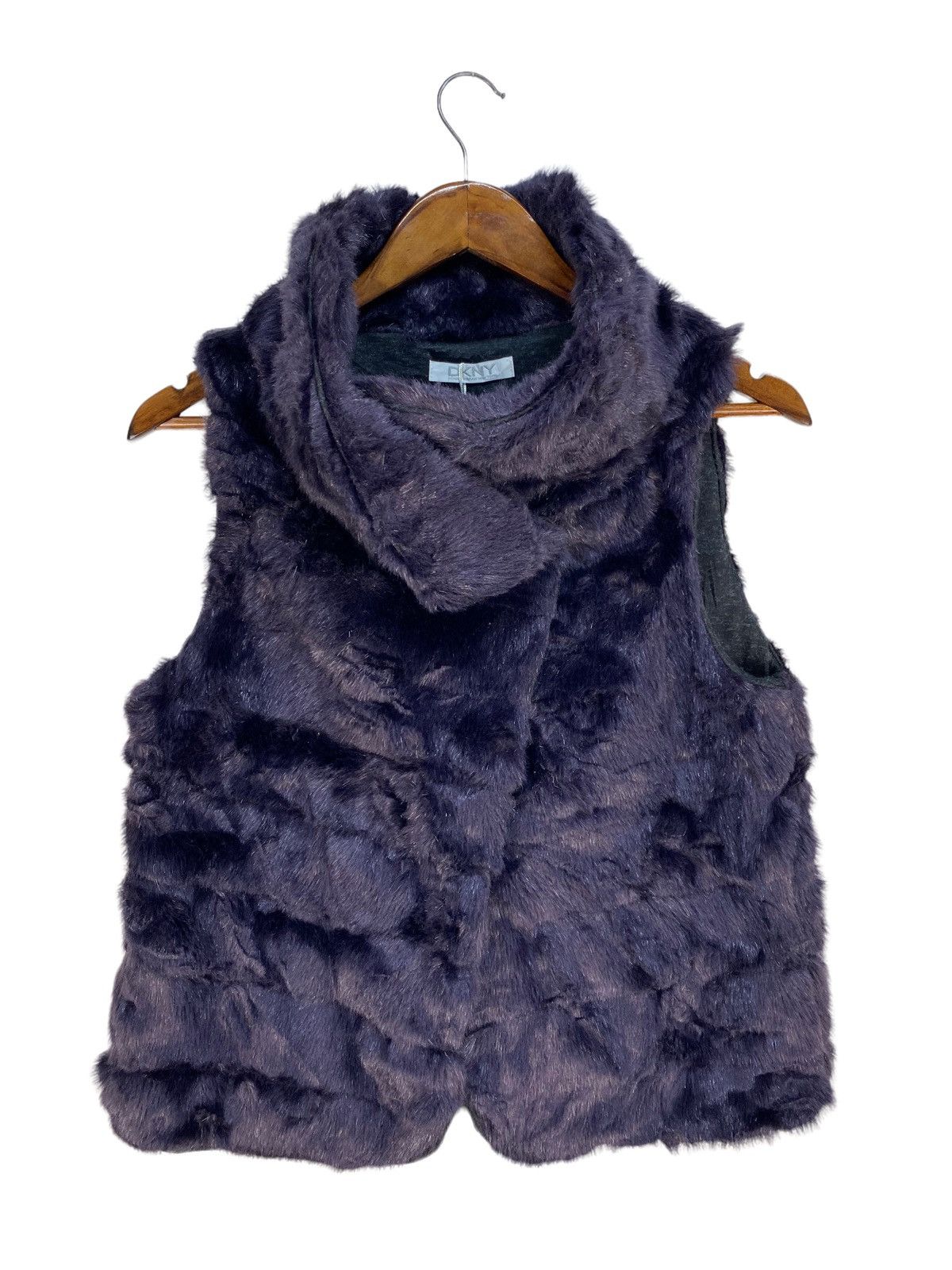 DKNY ❗️NICE DESIGN❗️DKNY FAUX FUR VEST Size M / US 6-8 / IT 42-44 - 1 Thumbnail