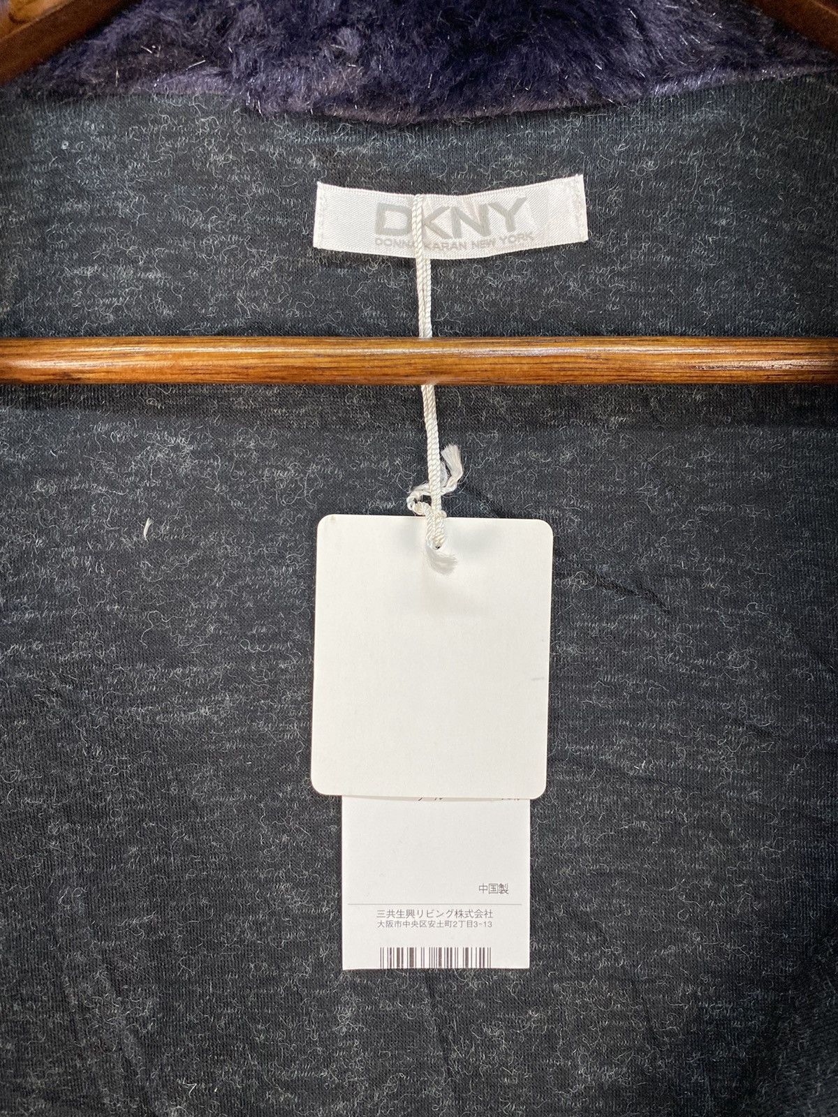 DKNY ❗️NICE DESIGN❗️DKNY FAUX FUR VEST Size M / US 6-8 / IT 42-44 - 5 Thumbnail