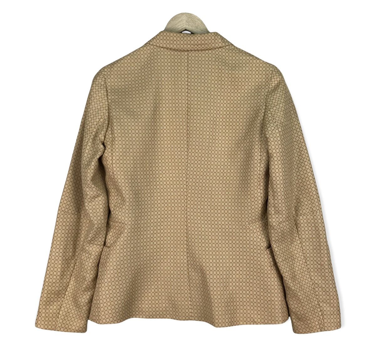 Salvatore Ferragamo Vintage Salvatore Ferragamo Rayon Jacket Size M / US 6-8 / IT 42-44 - 4 Thumbnail