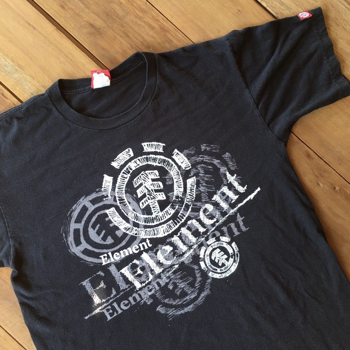 Element Vintage Y2K Faded Element Skateboards ERD GRUNGE TEE Size US M / EU 48-50 / 2 - 2 Thumbnail
