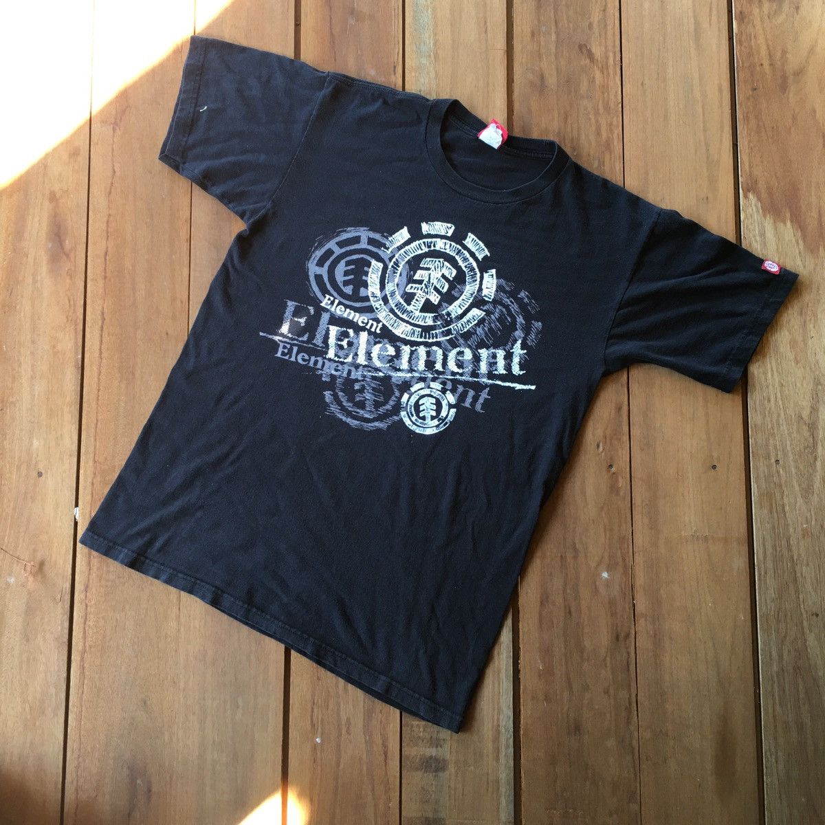 Element Vintage Y2K Faded Element Skateboards ERD GRUNGE TEE Size US M / EU 48-50 / 2 - 1 Thumbnail