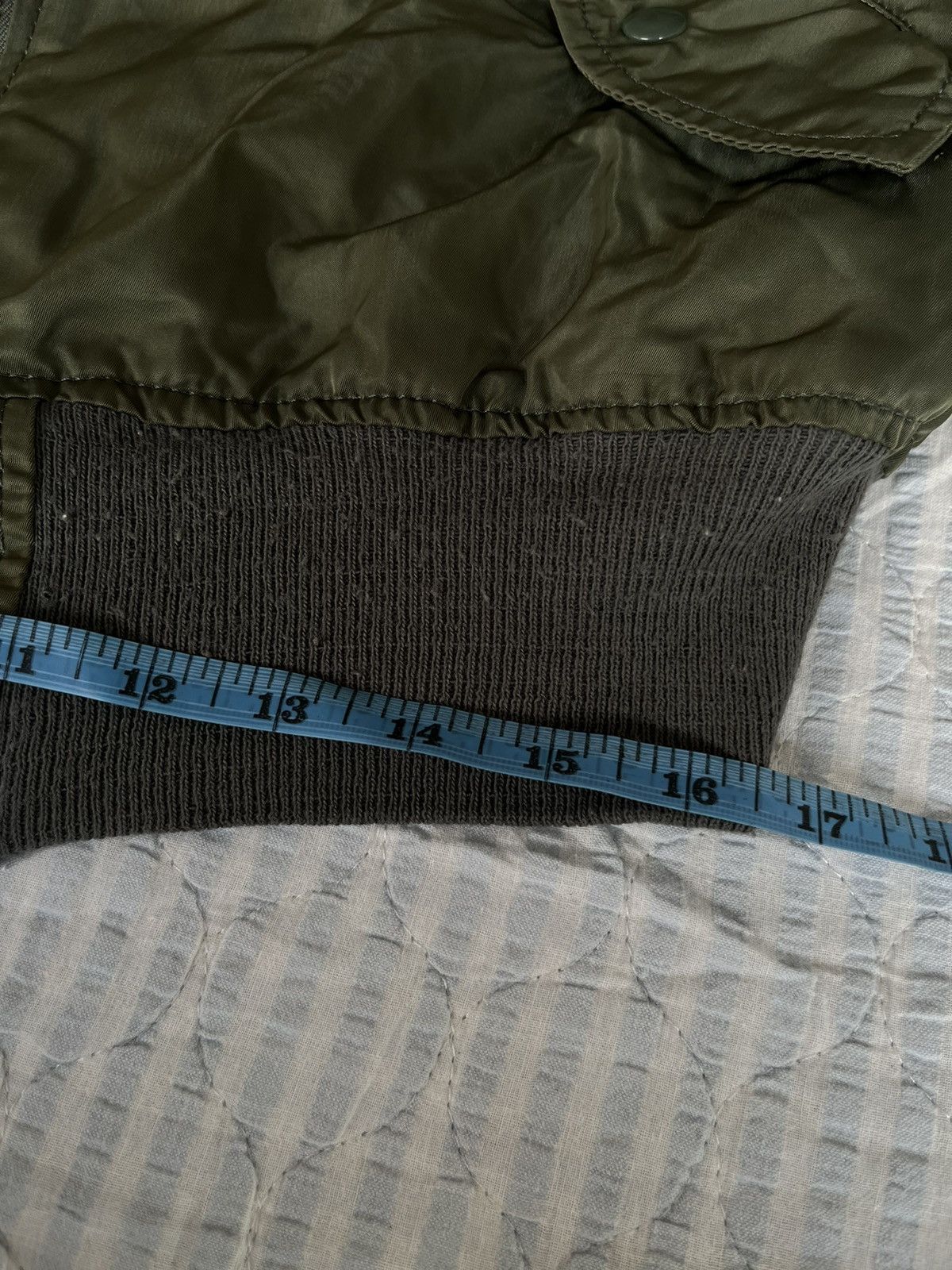Alpha Industries (A191). ALPHA INDUSTRIES BOMBER JACKET Size US M / EU 48-50 / 2 - 9 Thumbnail